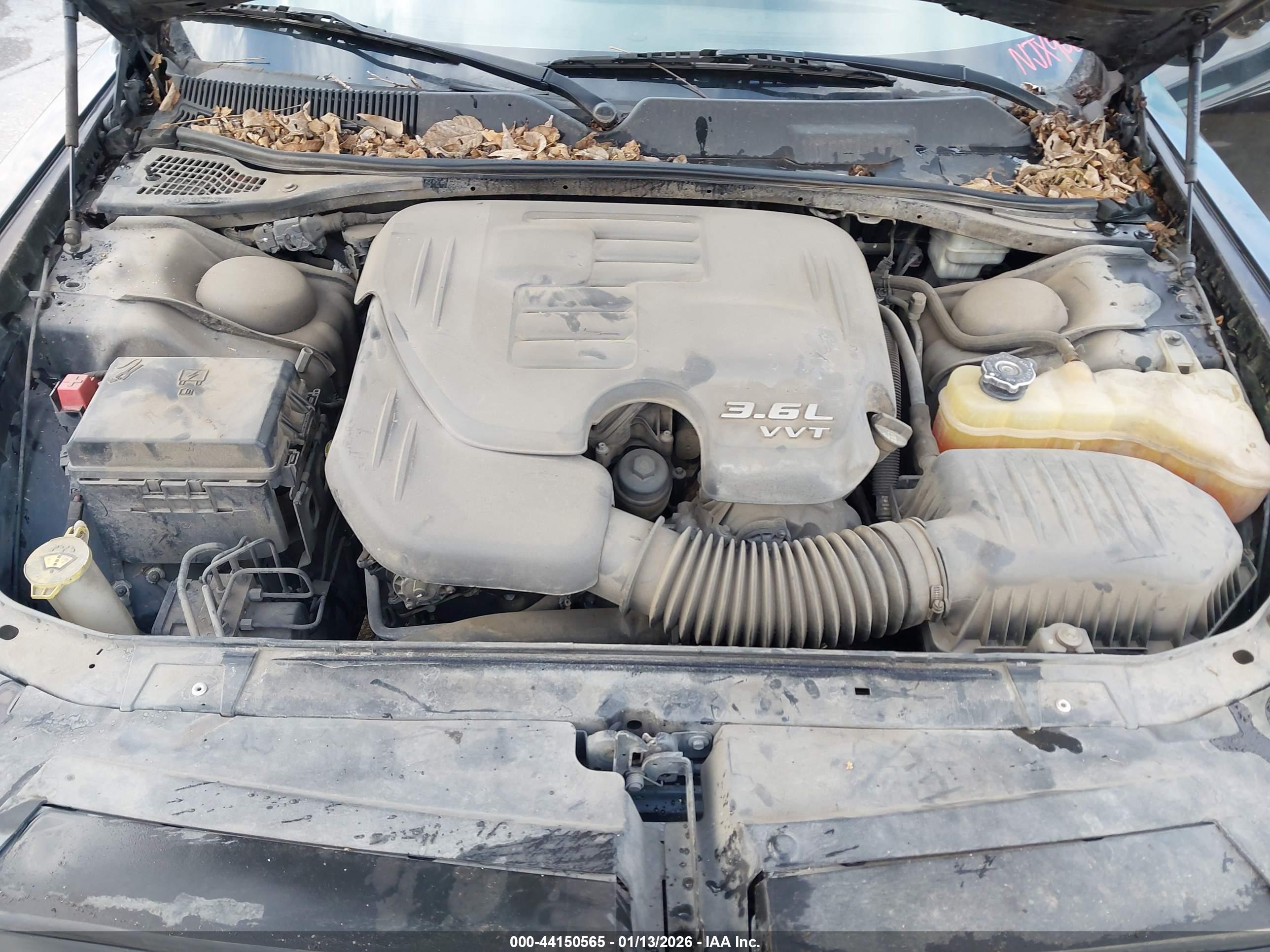 DODGE CHALLENGER image 10