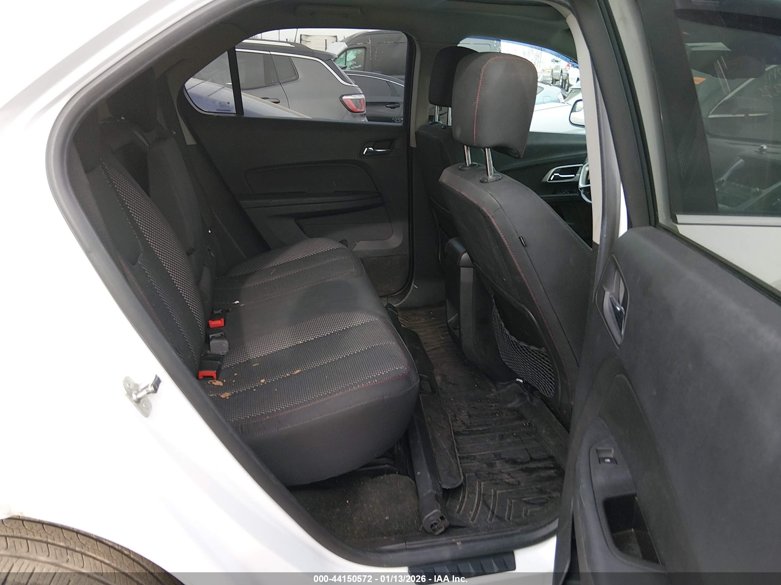 CHEVROLET EQUINOX image 8