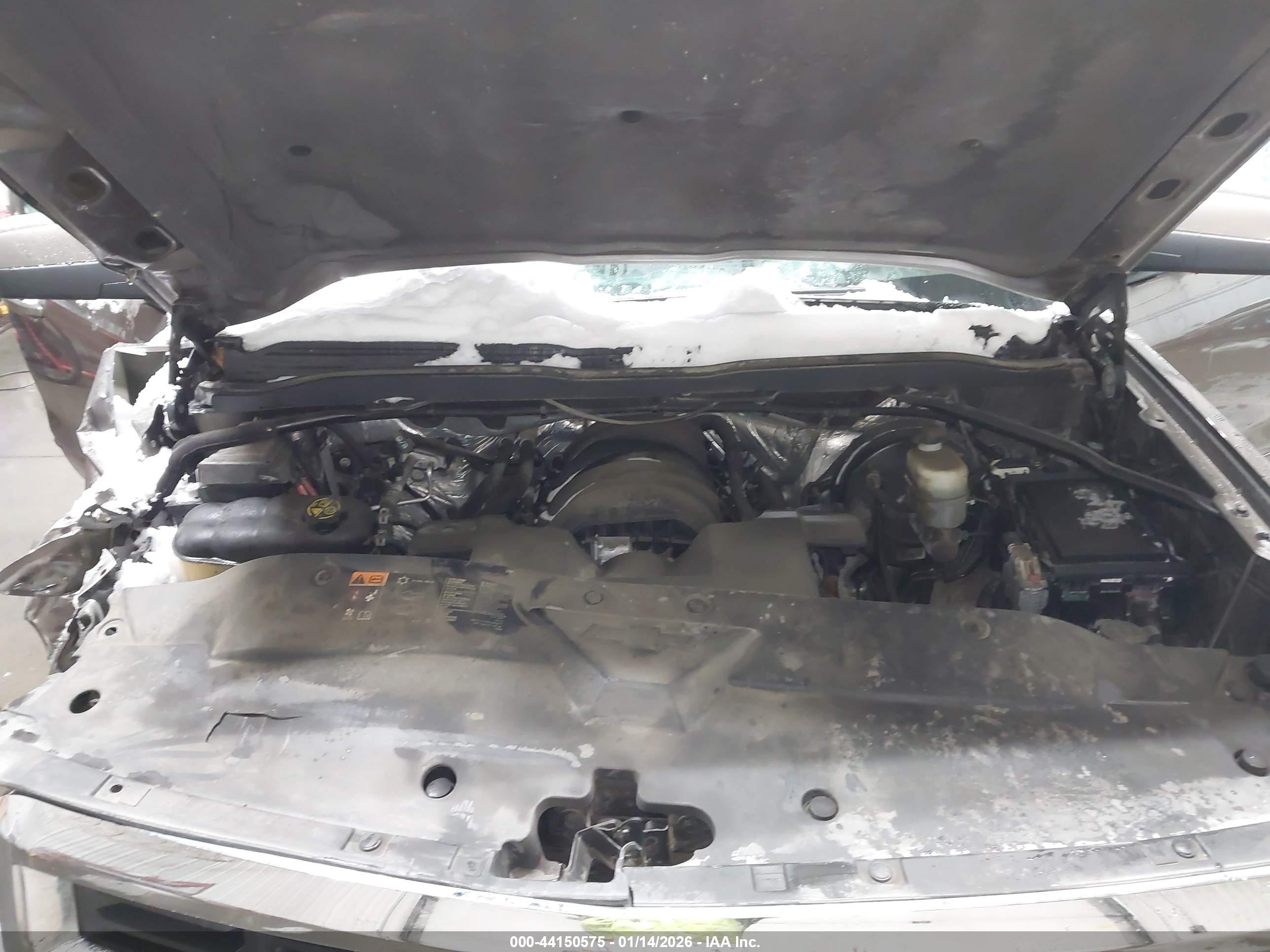 CHEVROLET SILVERADO image 10