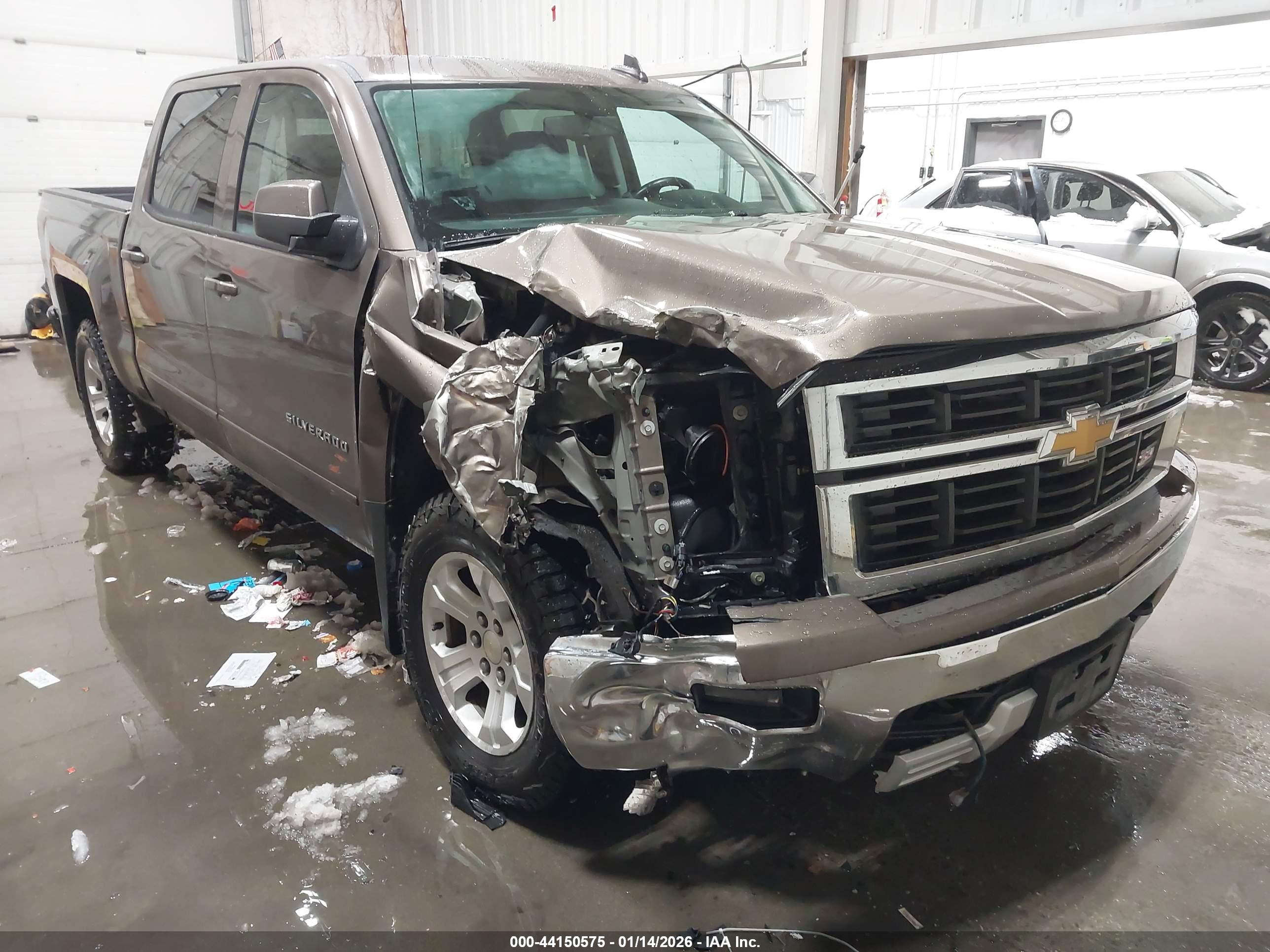 CHEVROLET SILVERADO image 6
