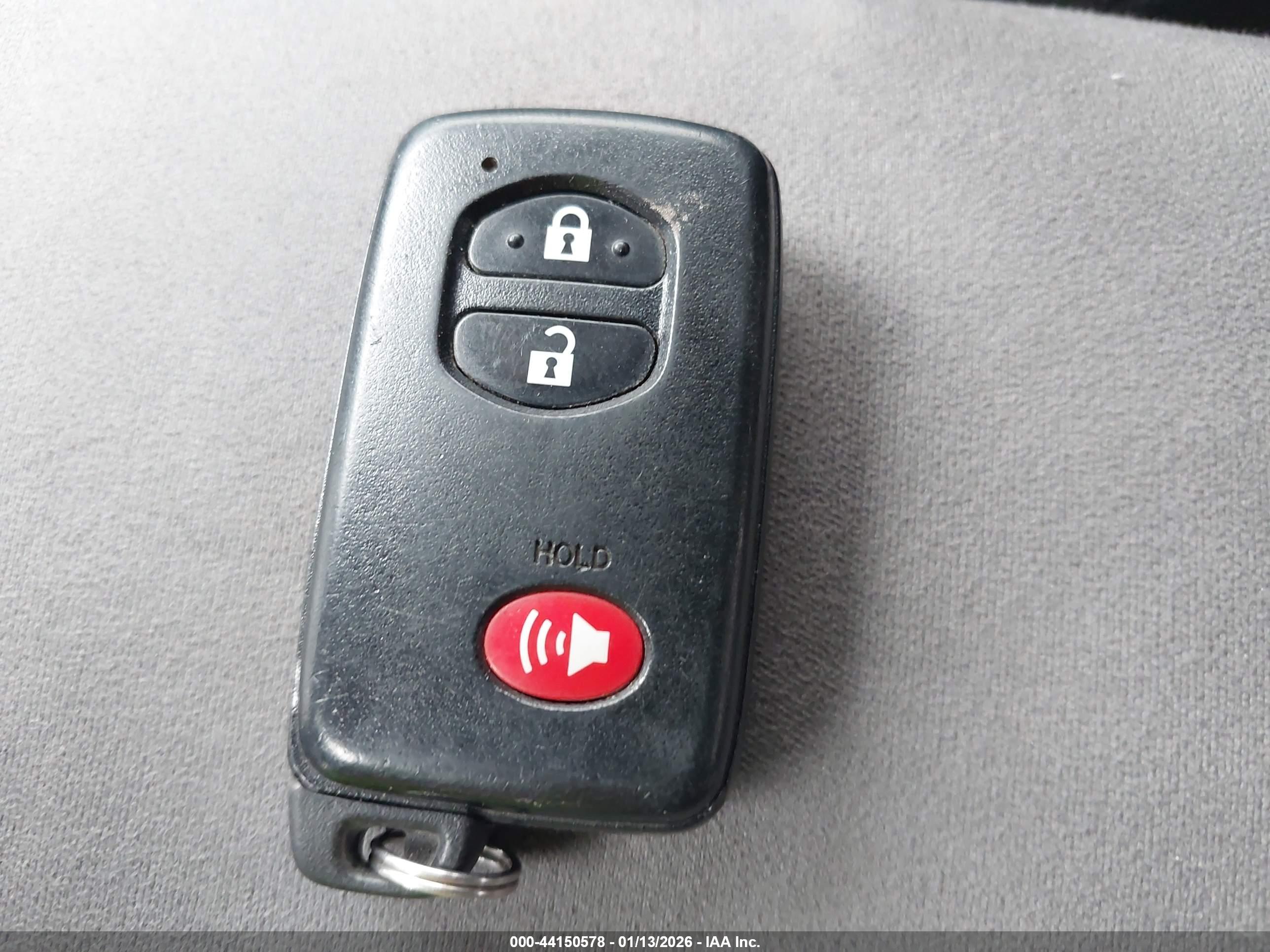 TOYOTA PRIUS image 11