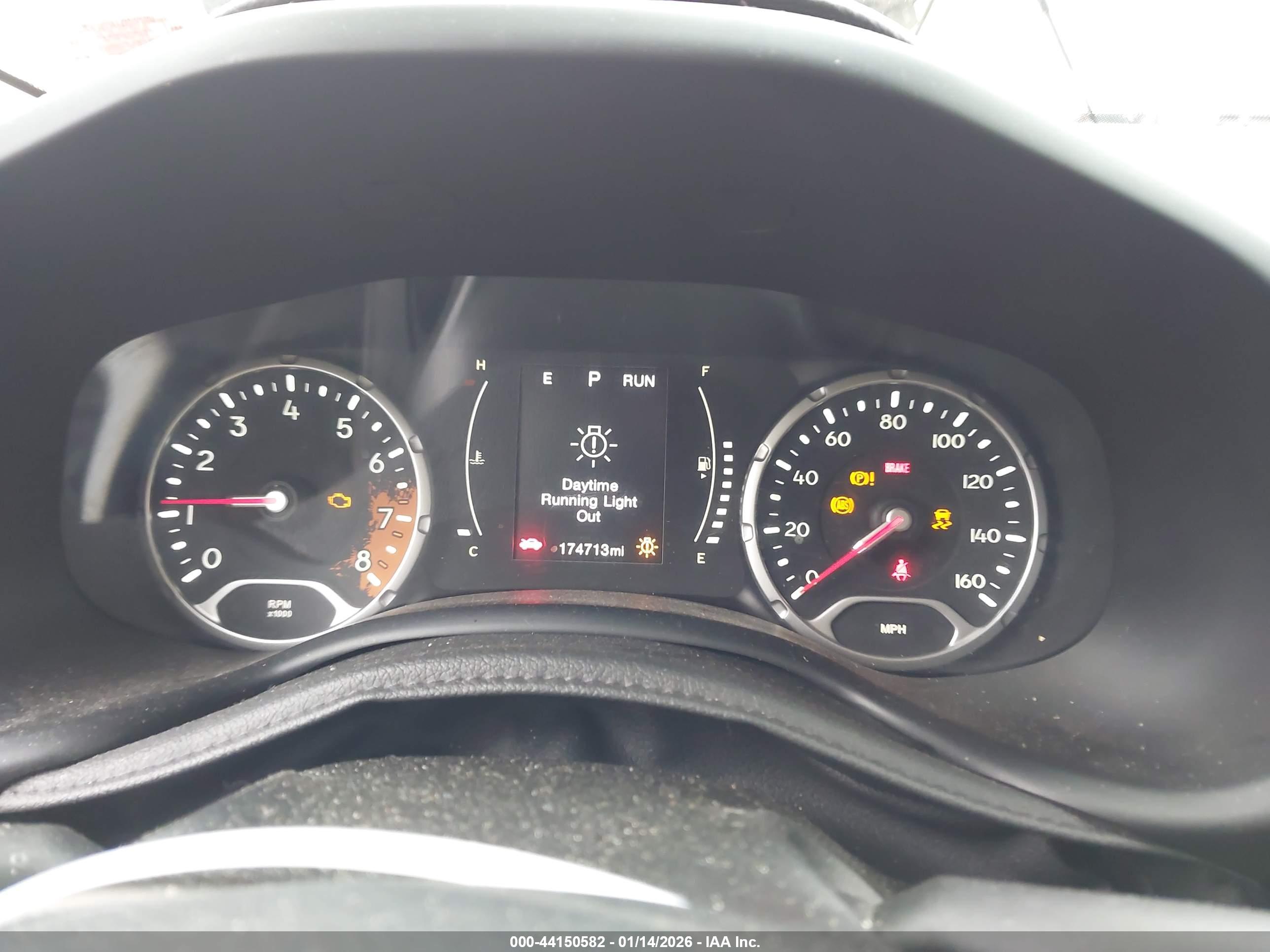 JEEP RENEGADE image 7