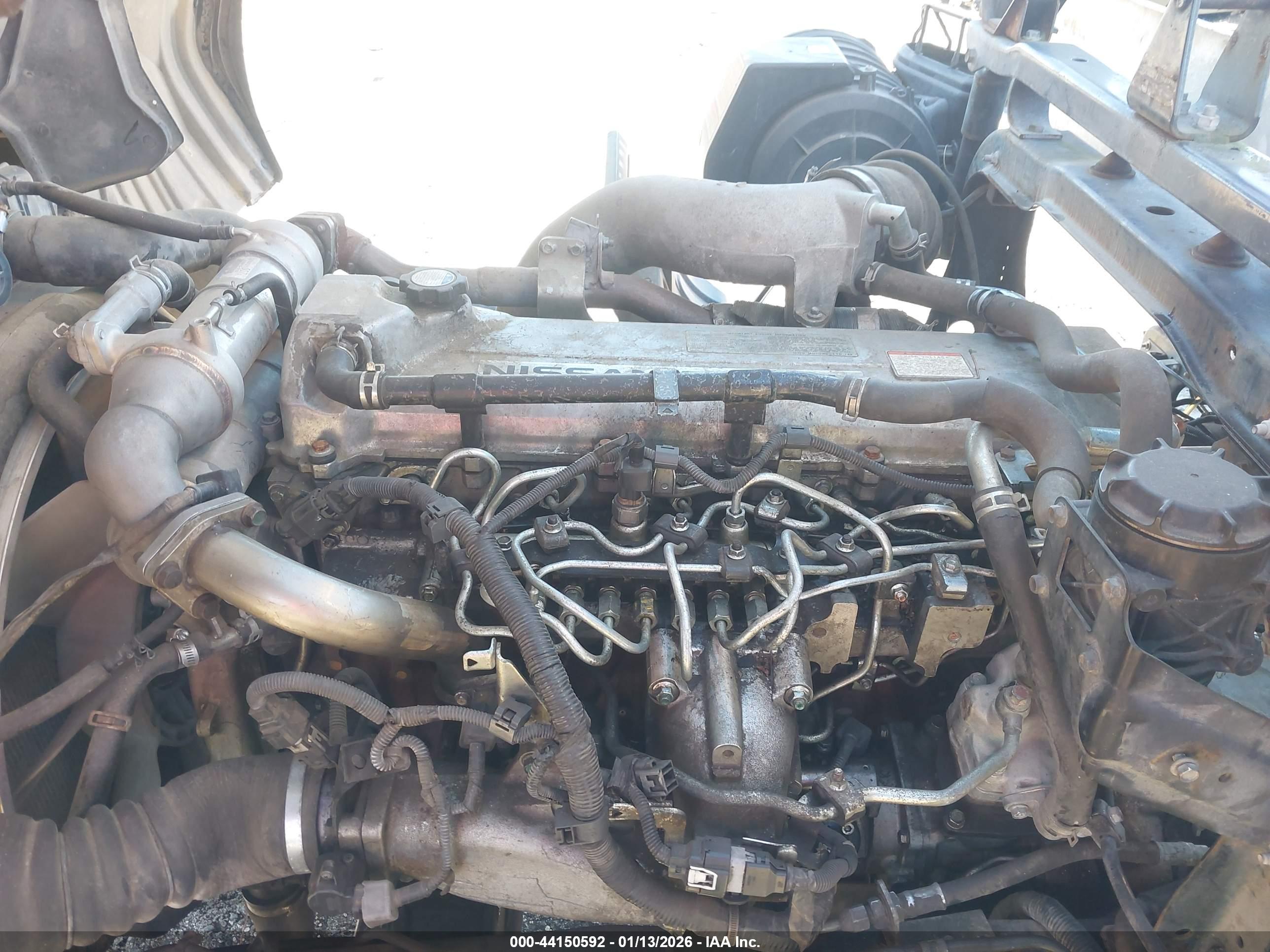 NISSAN DIESEL image 10
