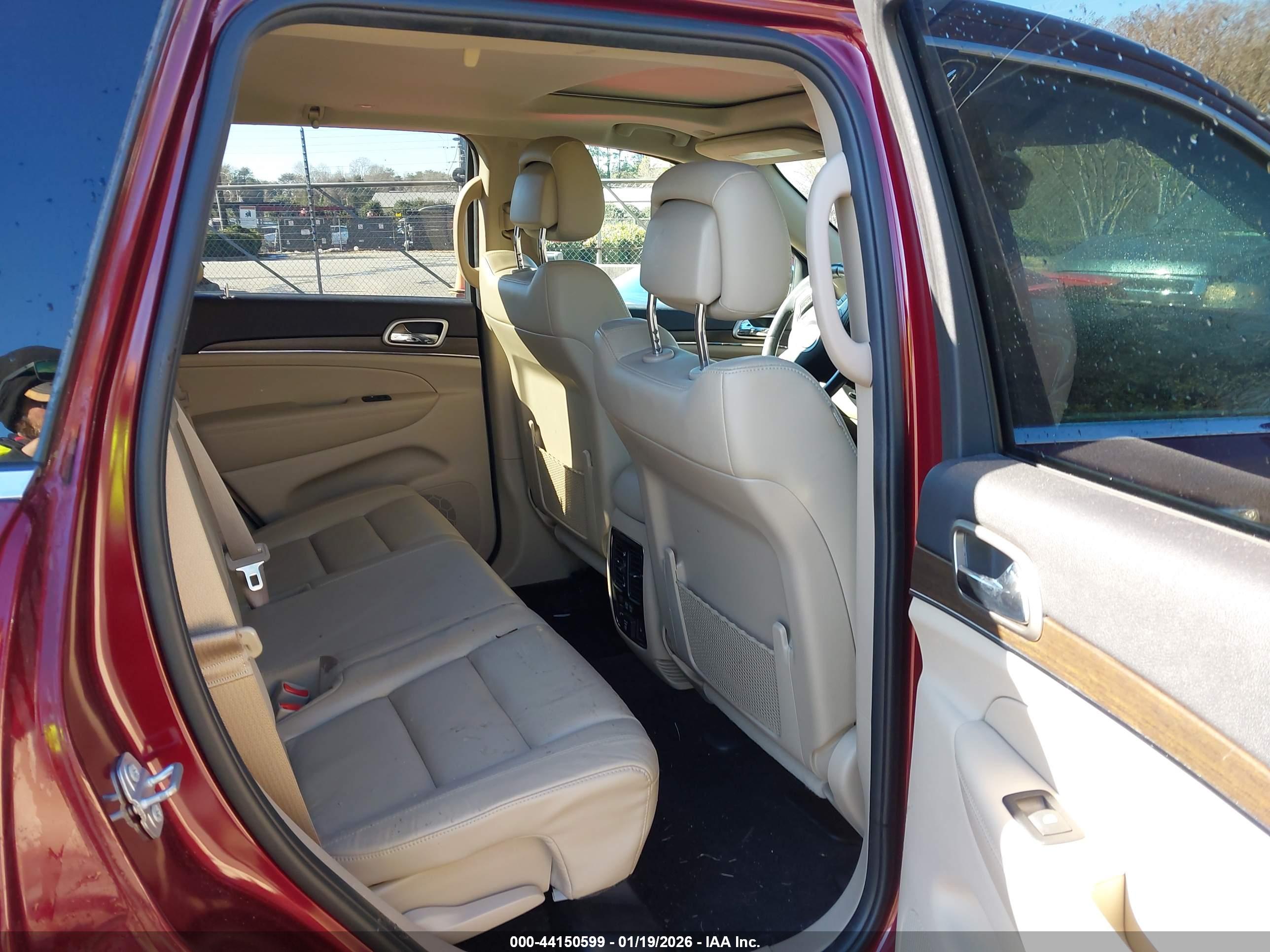 JEEP GRAND image 8