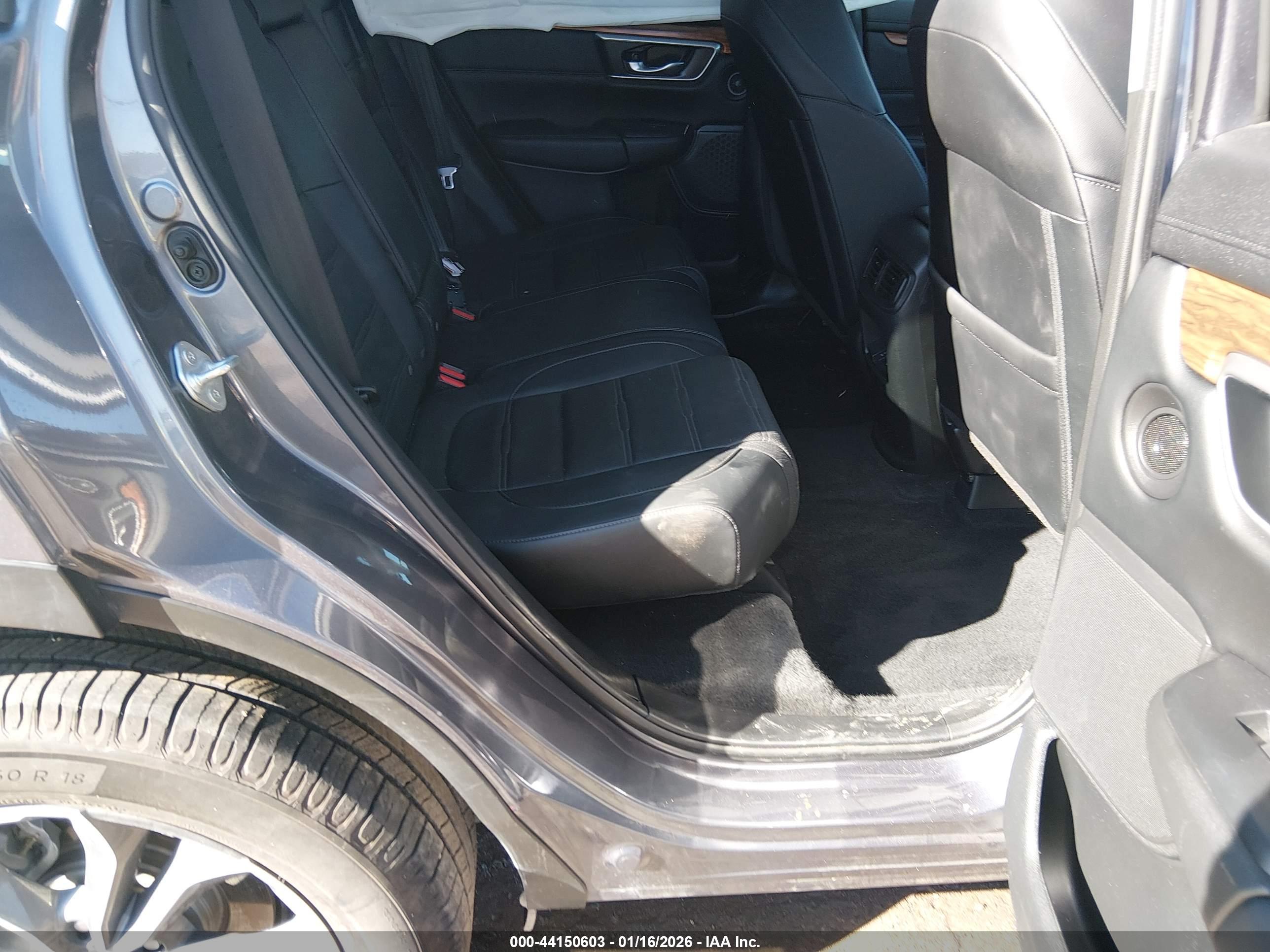 HONDA CR-V image 8