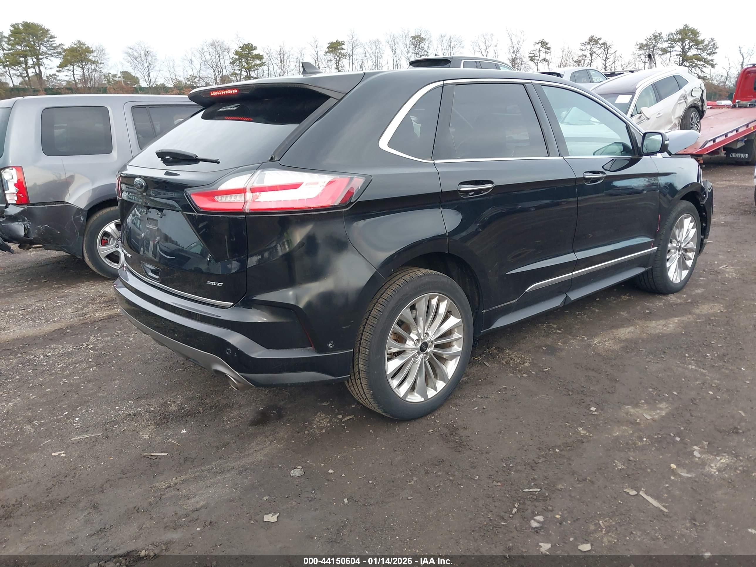 FORD EDGE image 4