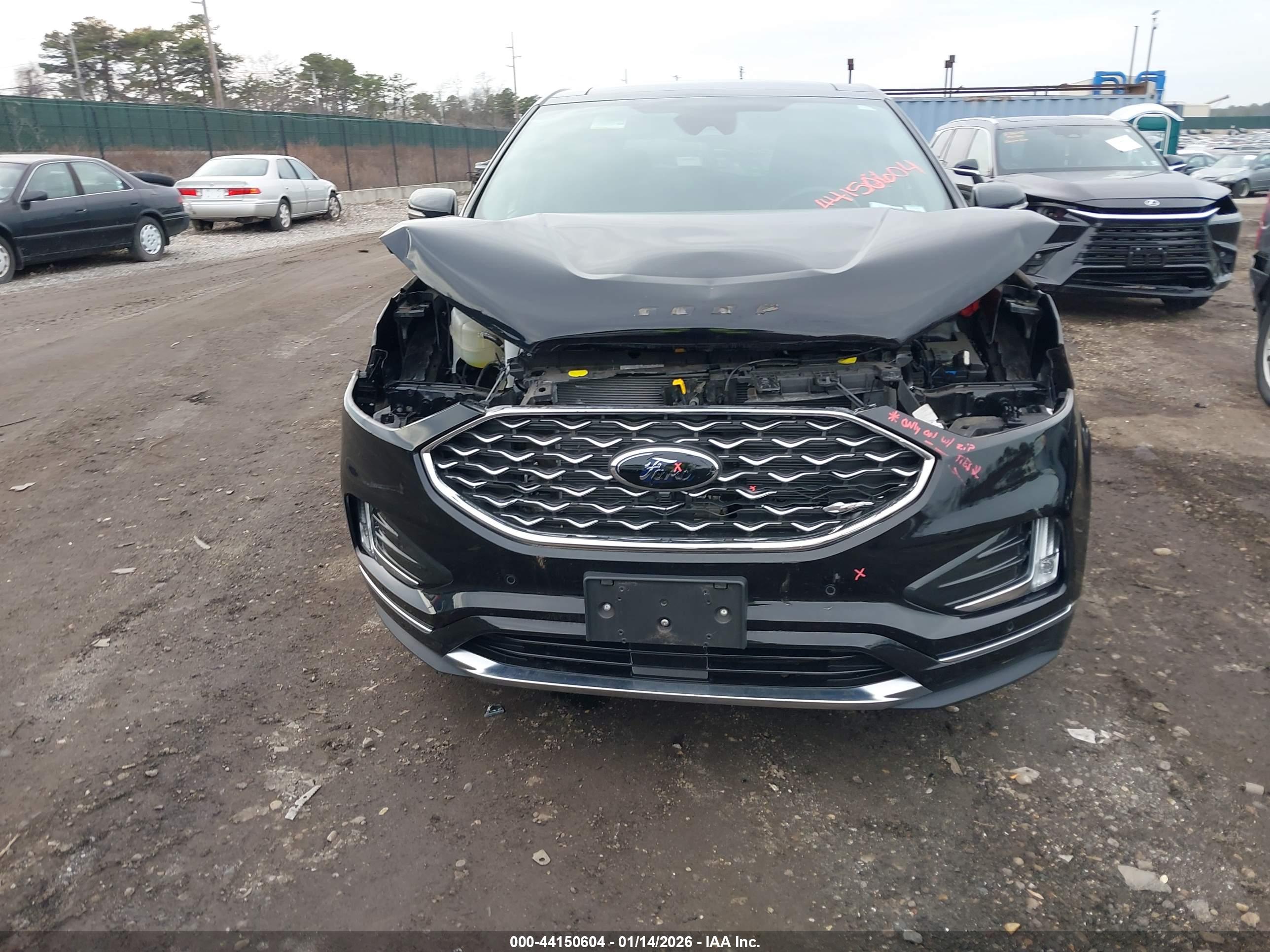 FORD EDGE image 6