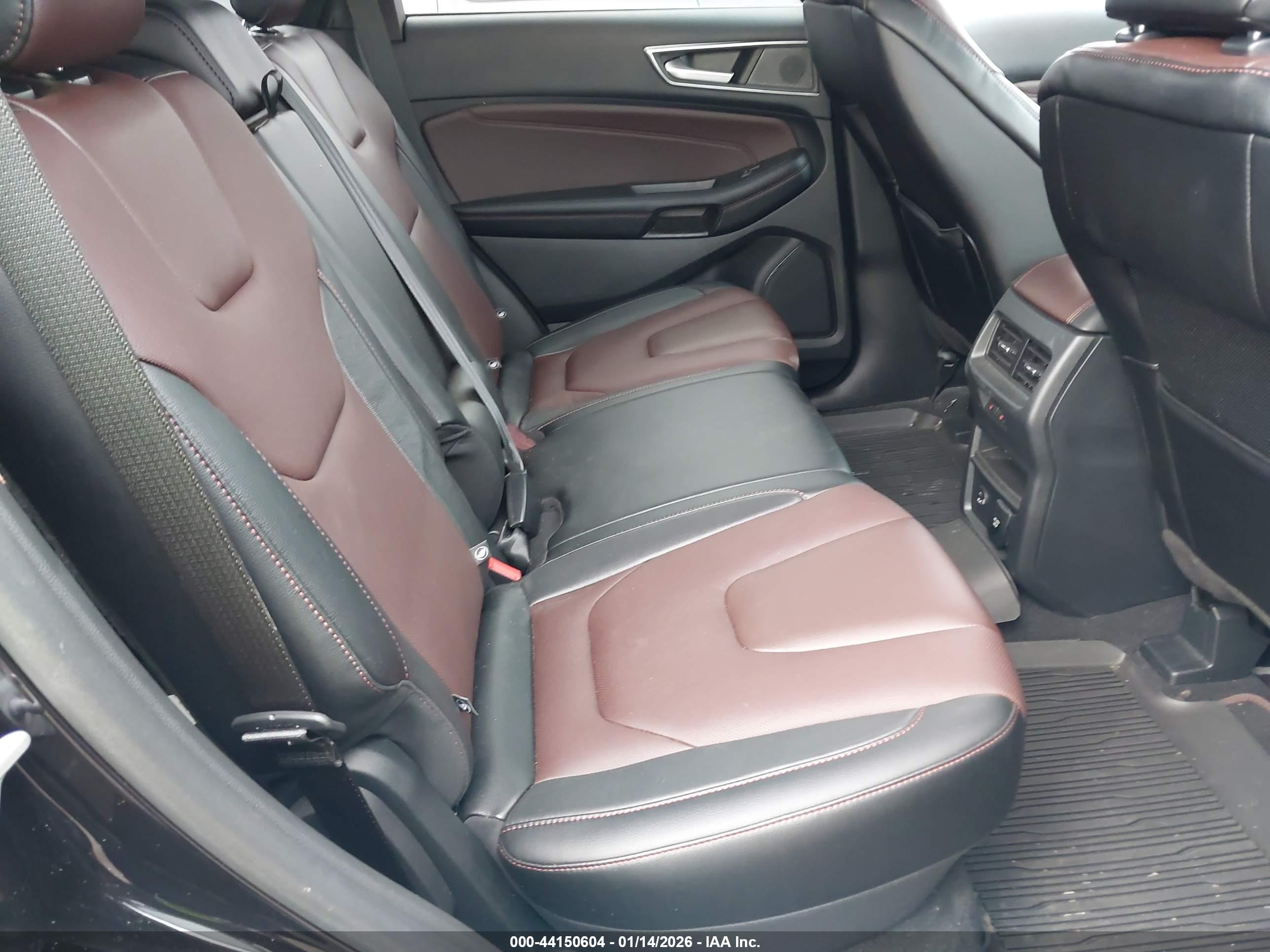 FORD EDGE image 8