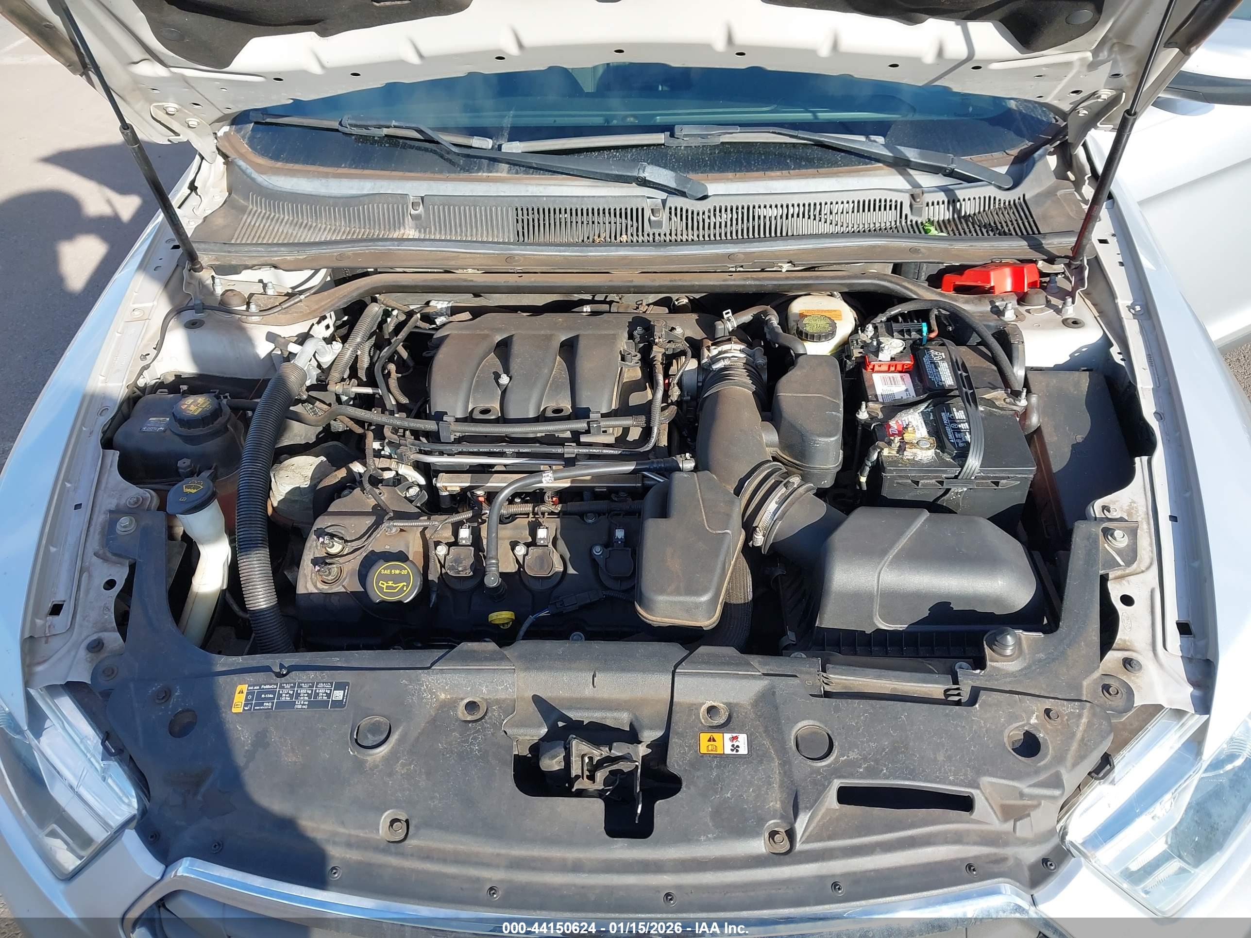 FORD TAURUS image 10
