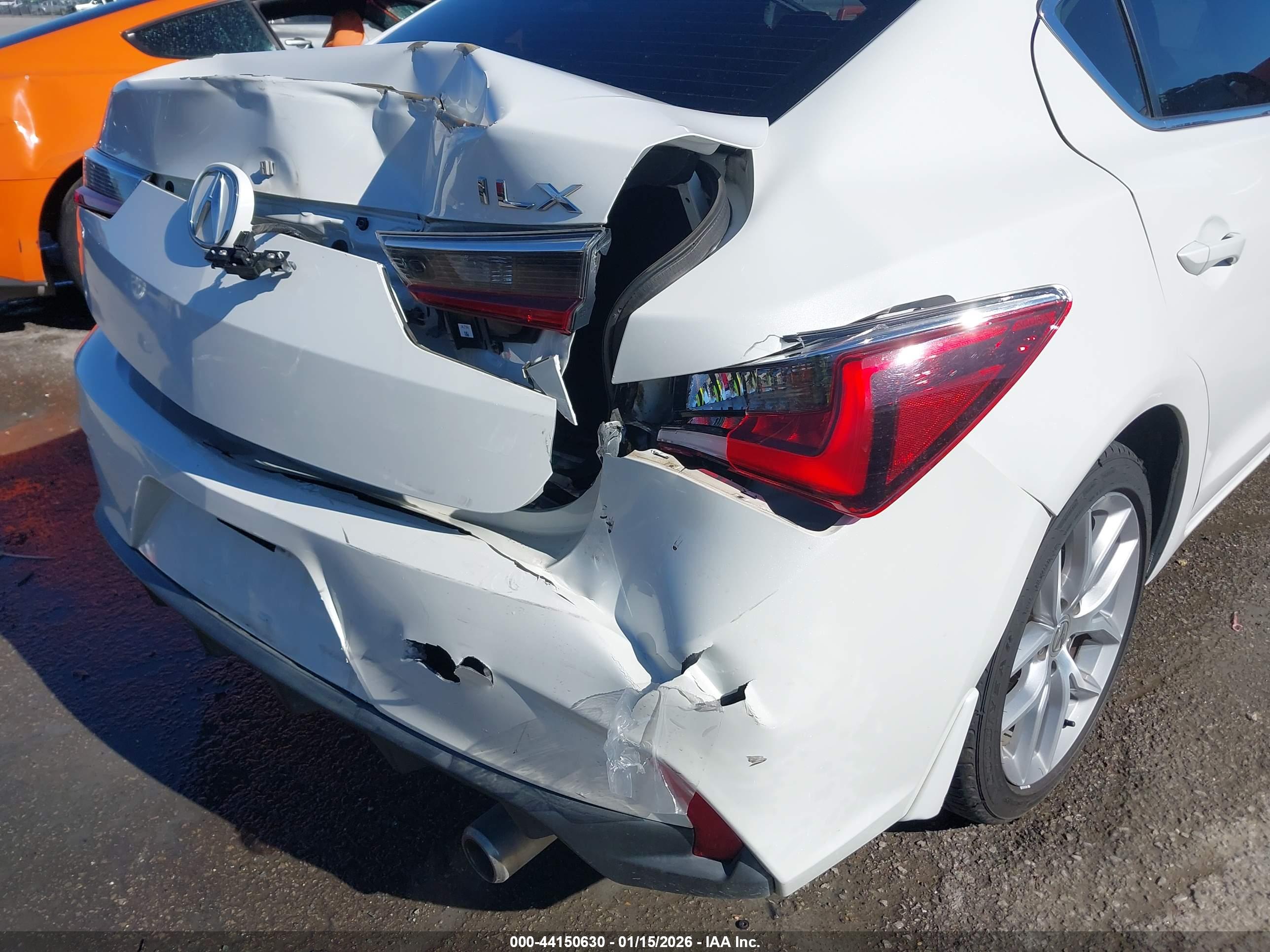 ACURA ILX image 6