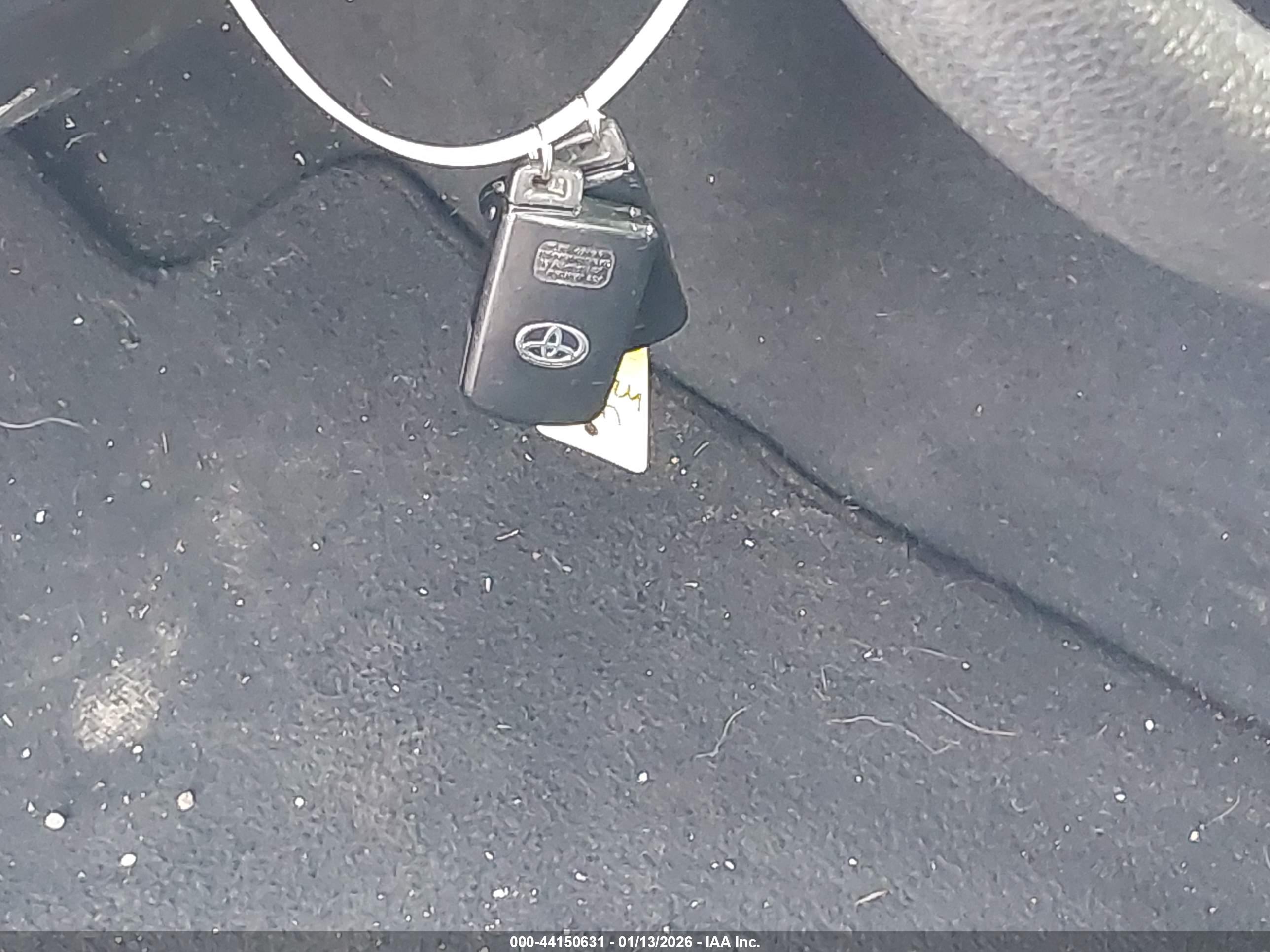 TOYOTA CAMRY image 11