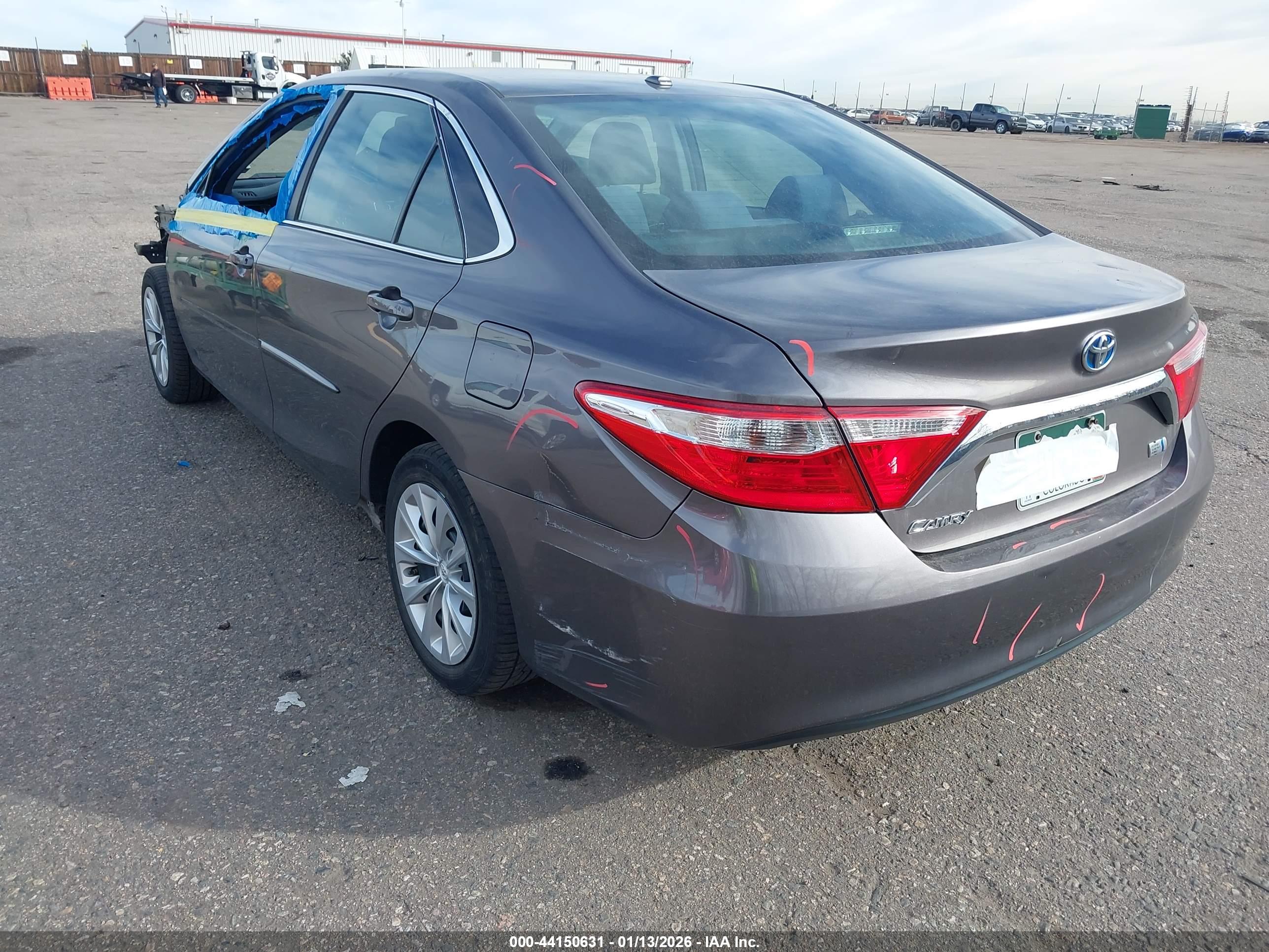 TOYOTA CAMRY image 3