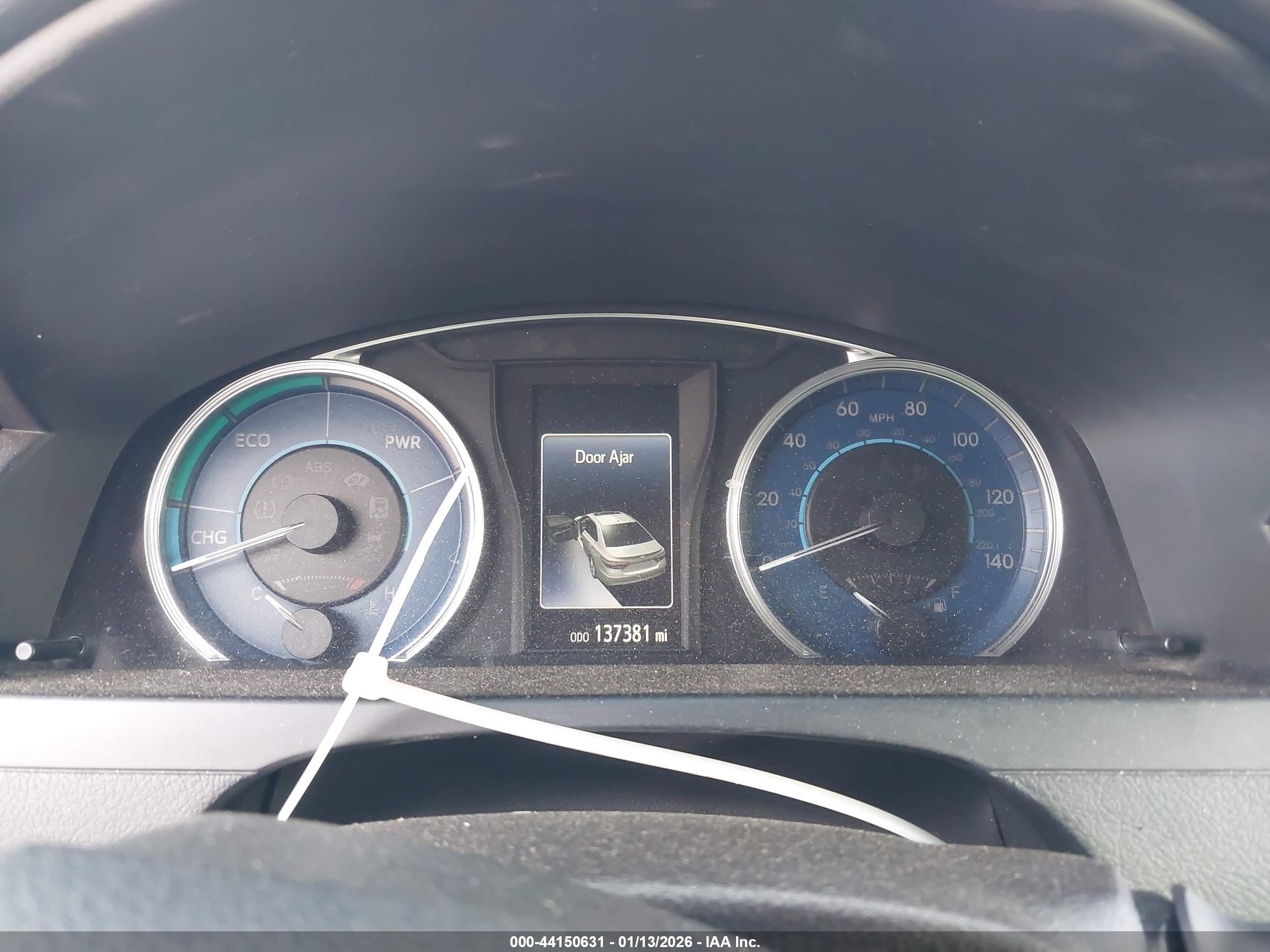 TOYOTA CAMRY image 7