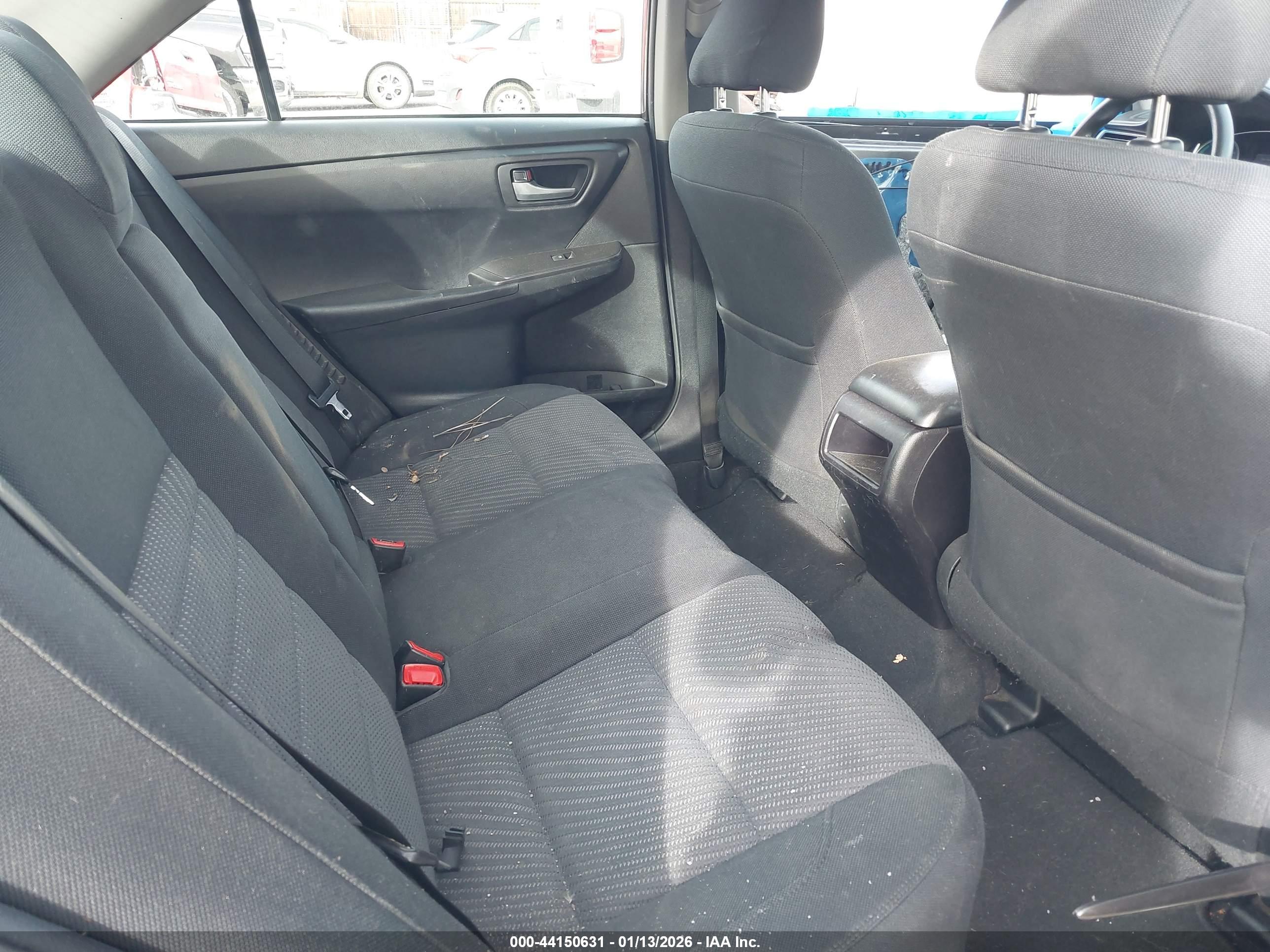 TOYOTA CAMRY image 8