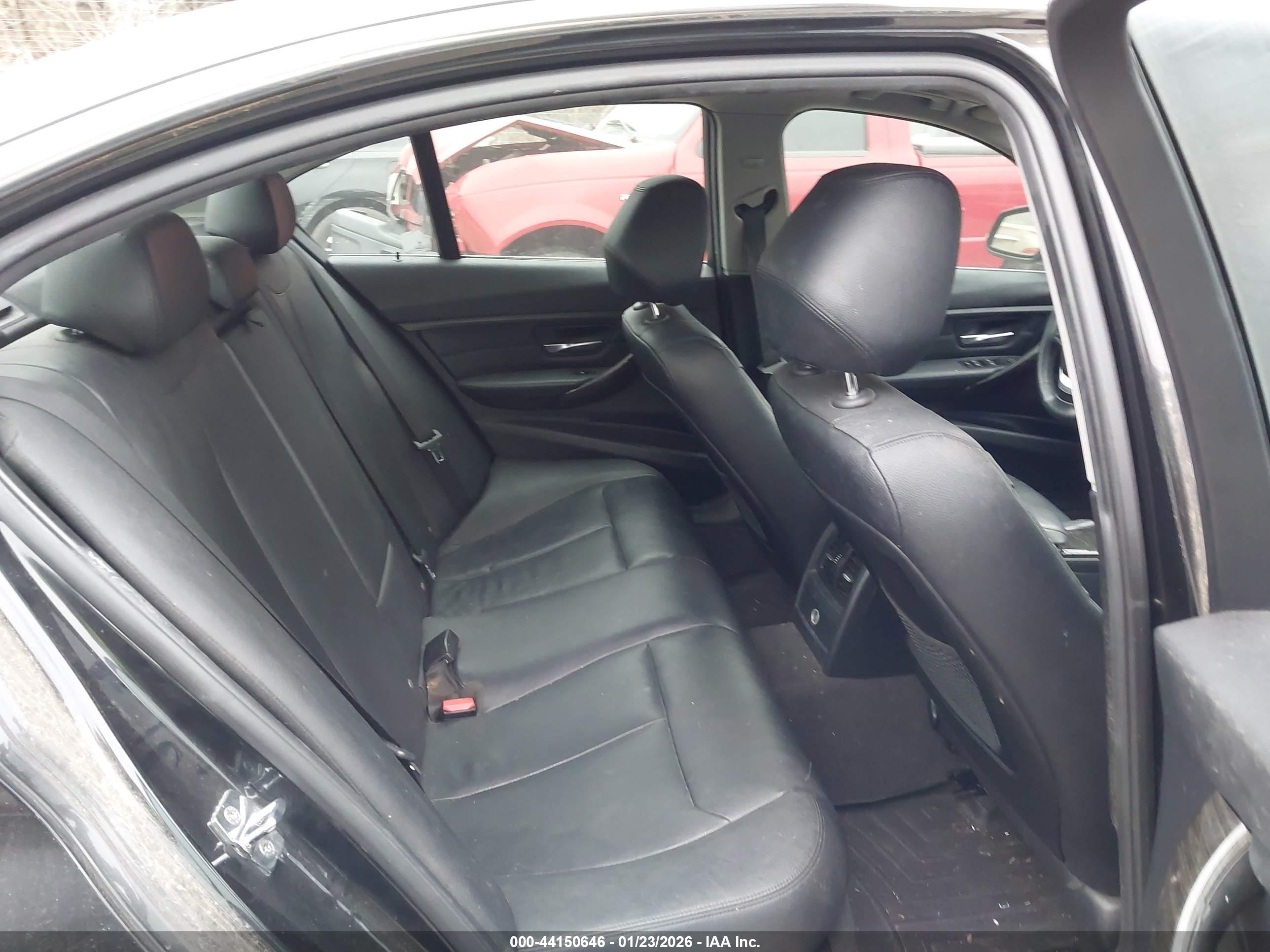 BMW 328I image 8