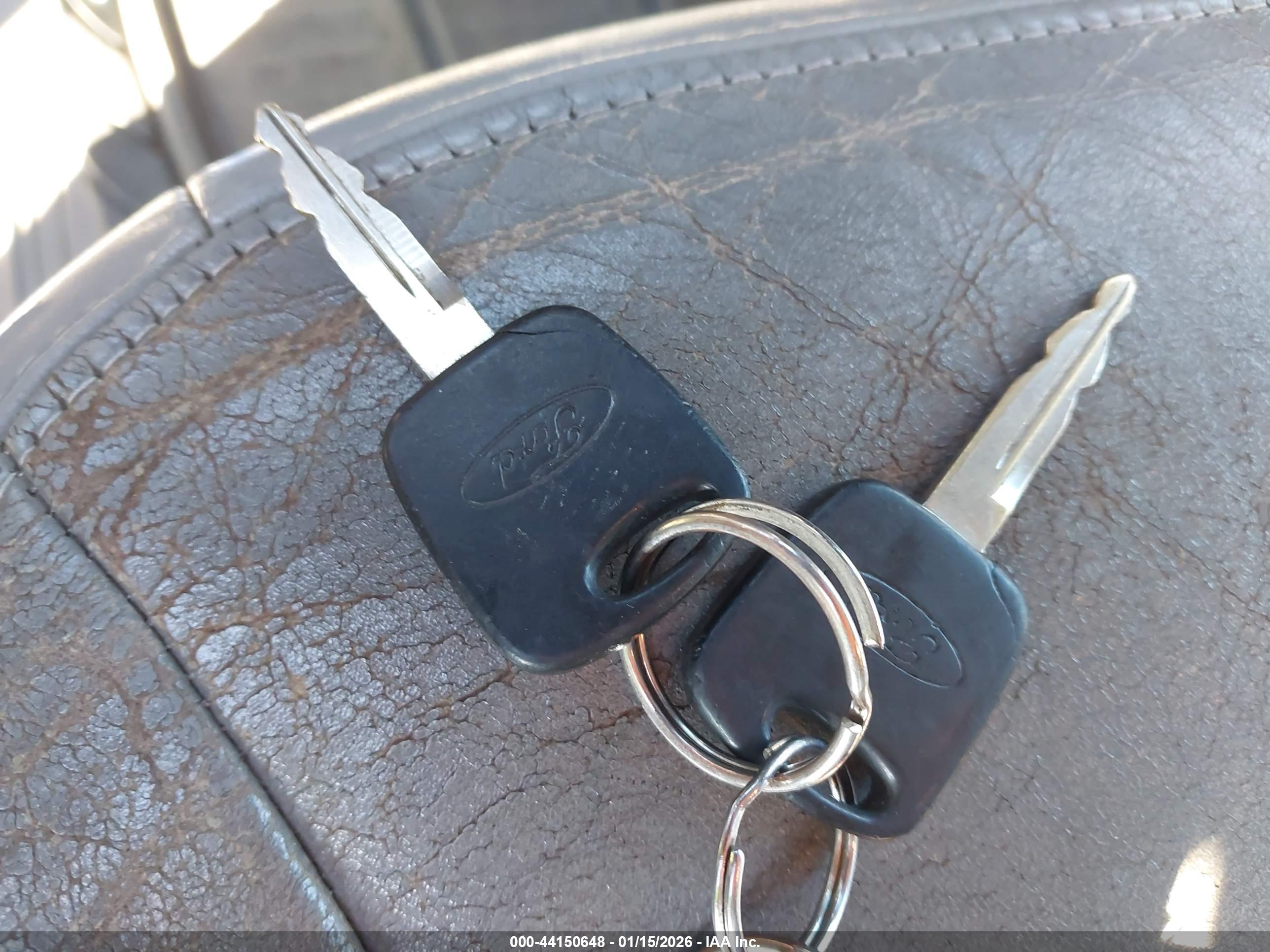 FORD EXPEDITION image 11