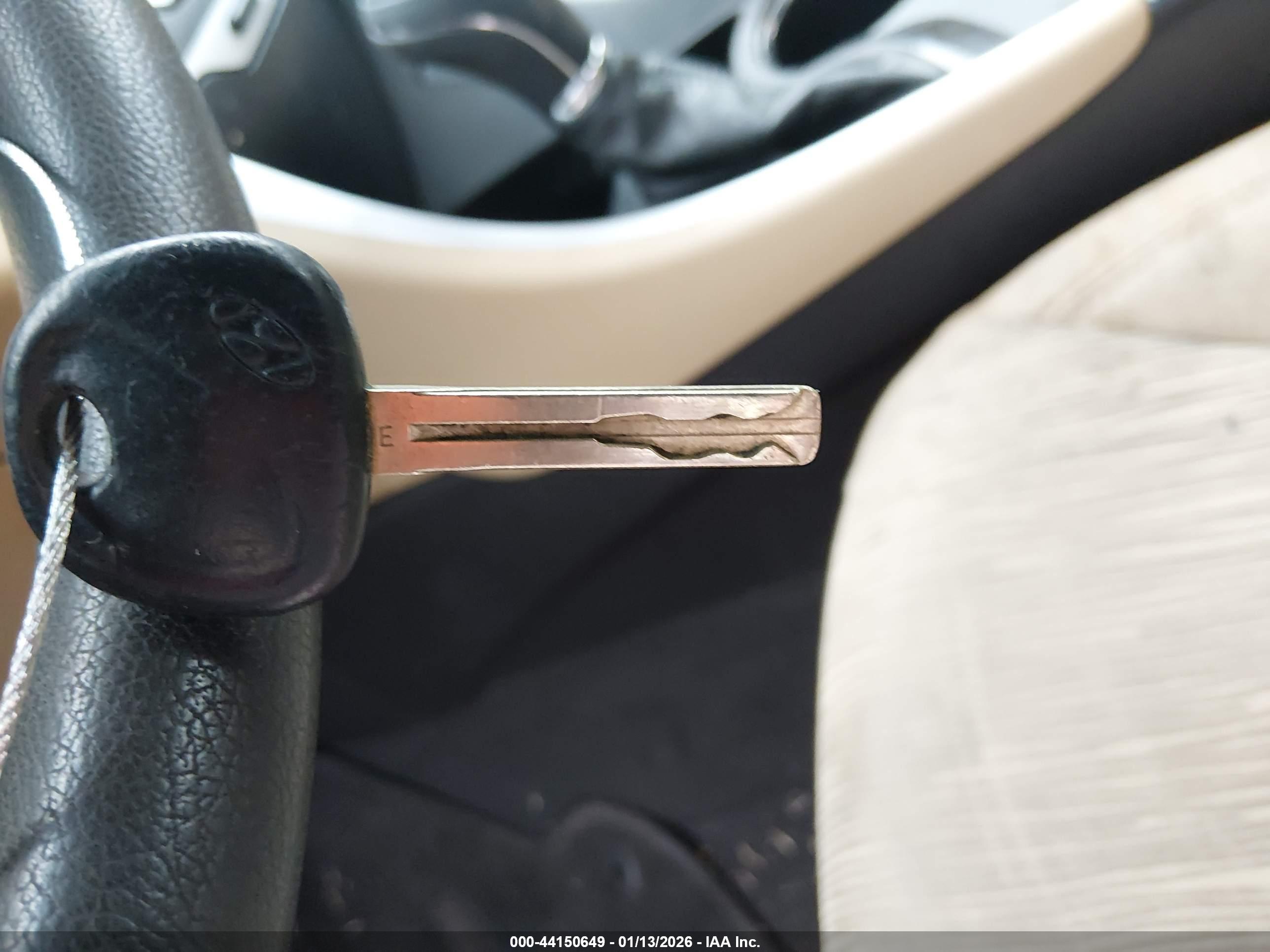 HYUNDAI SONATA image 11