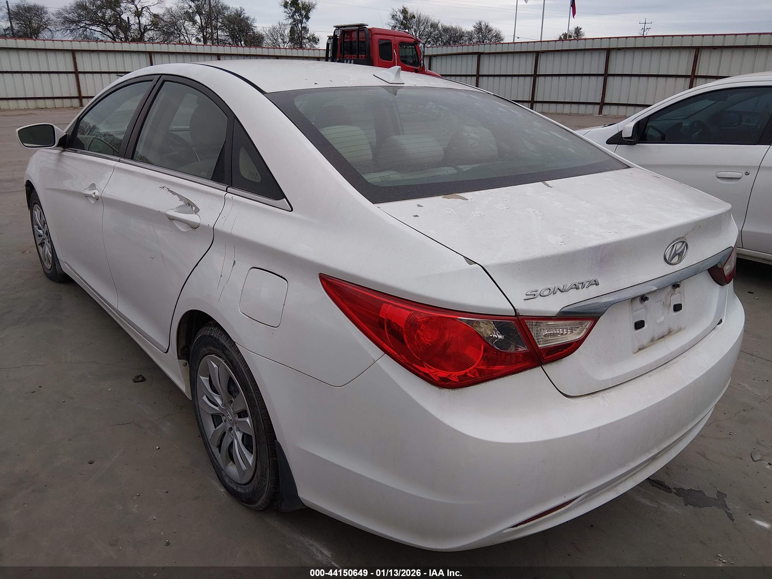 HYUNDAI SONATA image 3