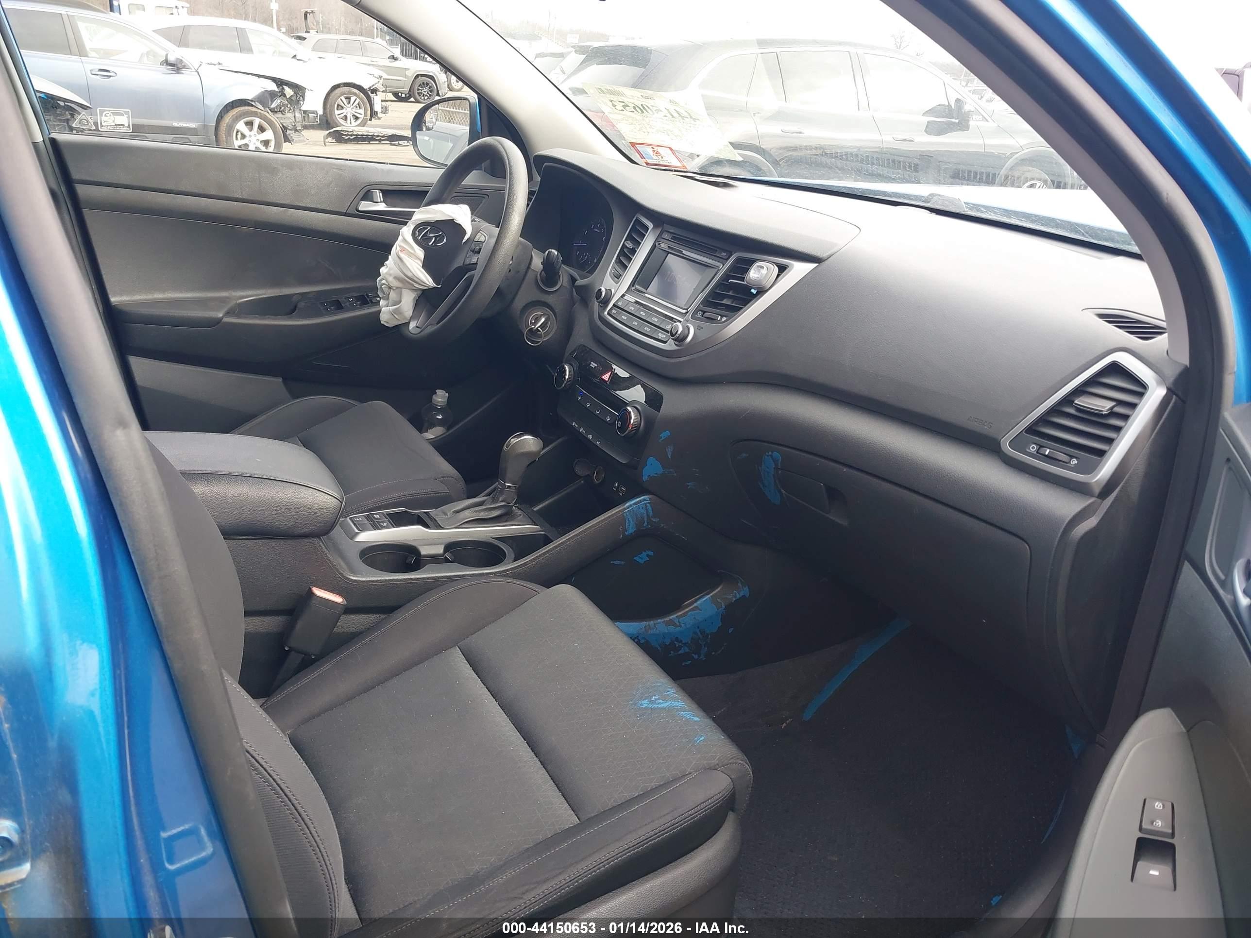 HYUNDAI TUCSON image 5