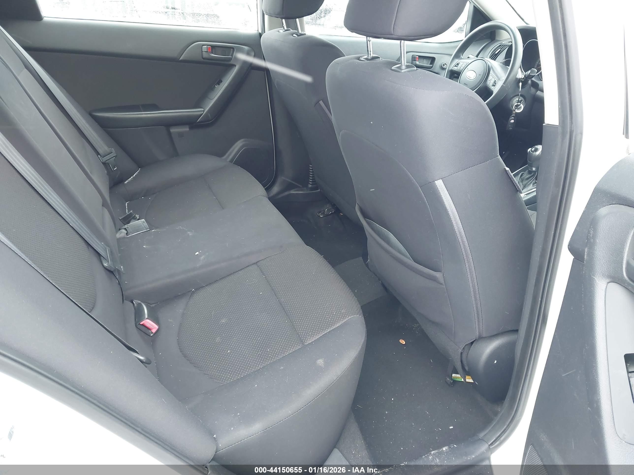 KIA FORTE image 8