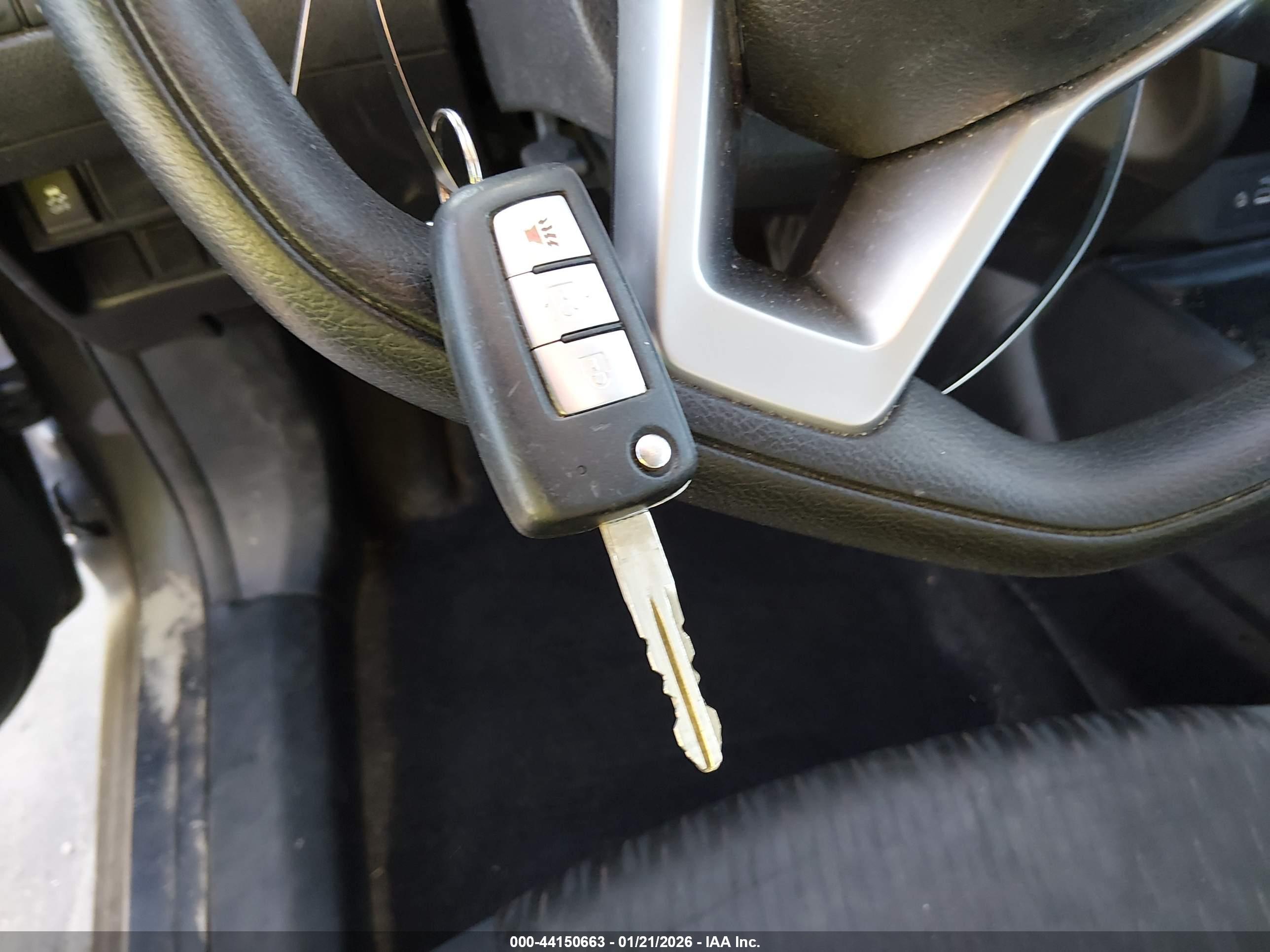 NISSAN ROGUE image 11