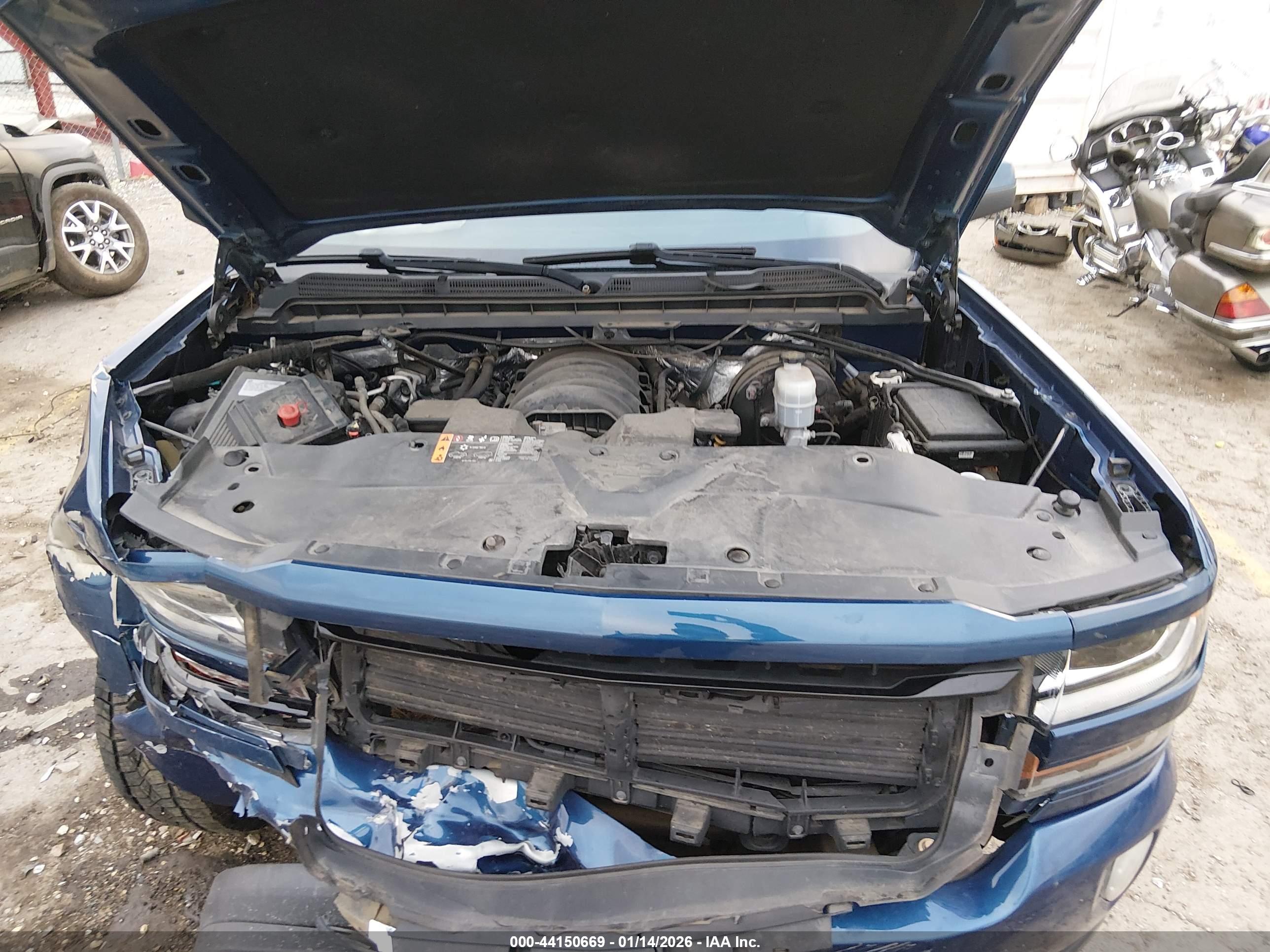 CHEVROLET SILVERADO image 10