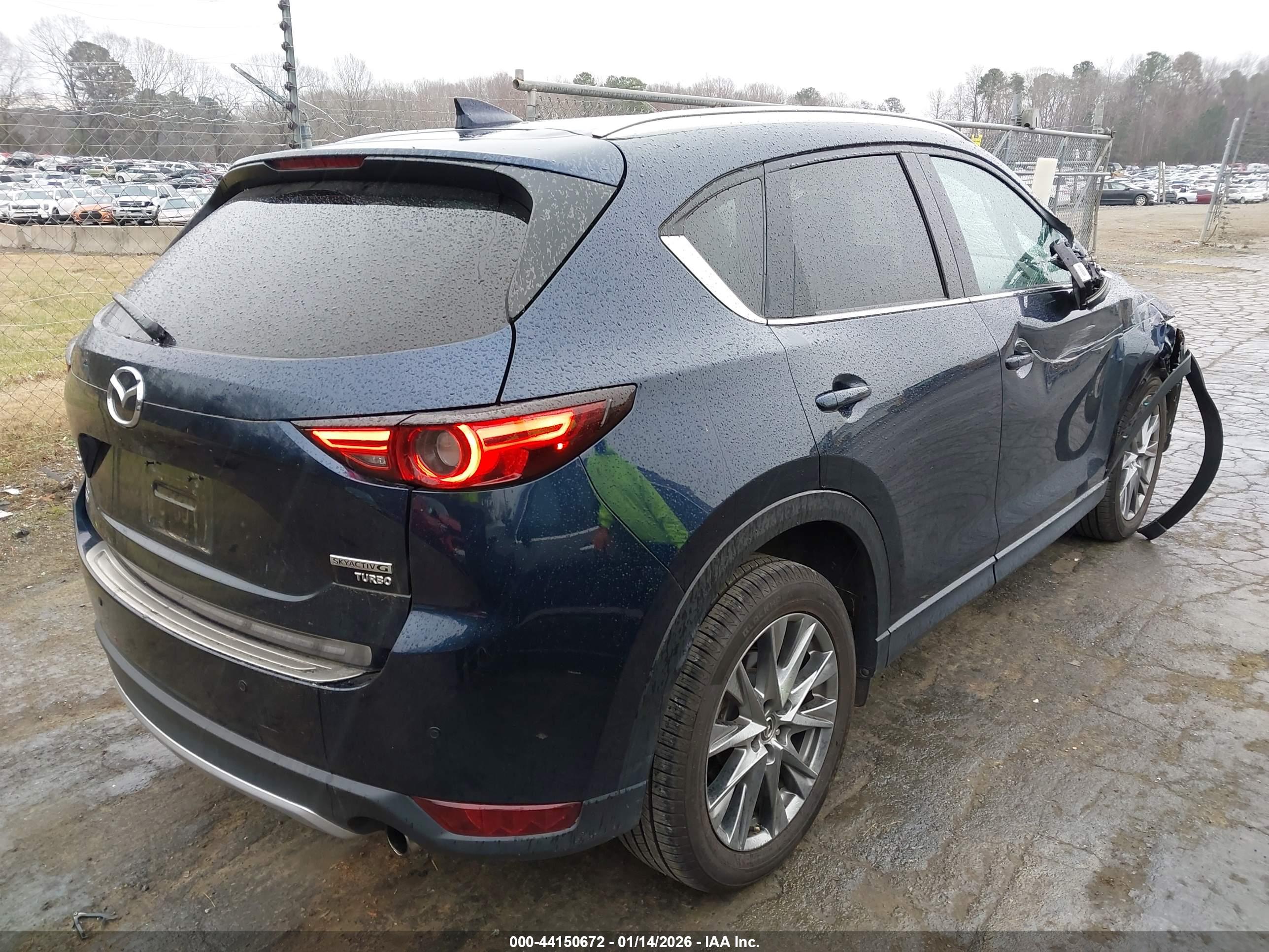 MAZDA CX-5 image 4
