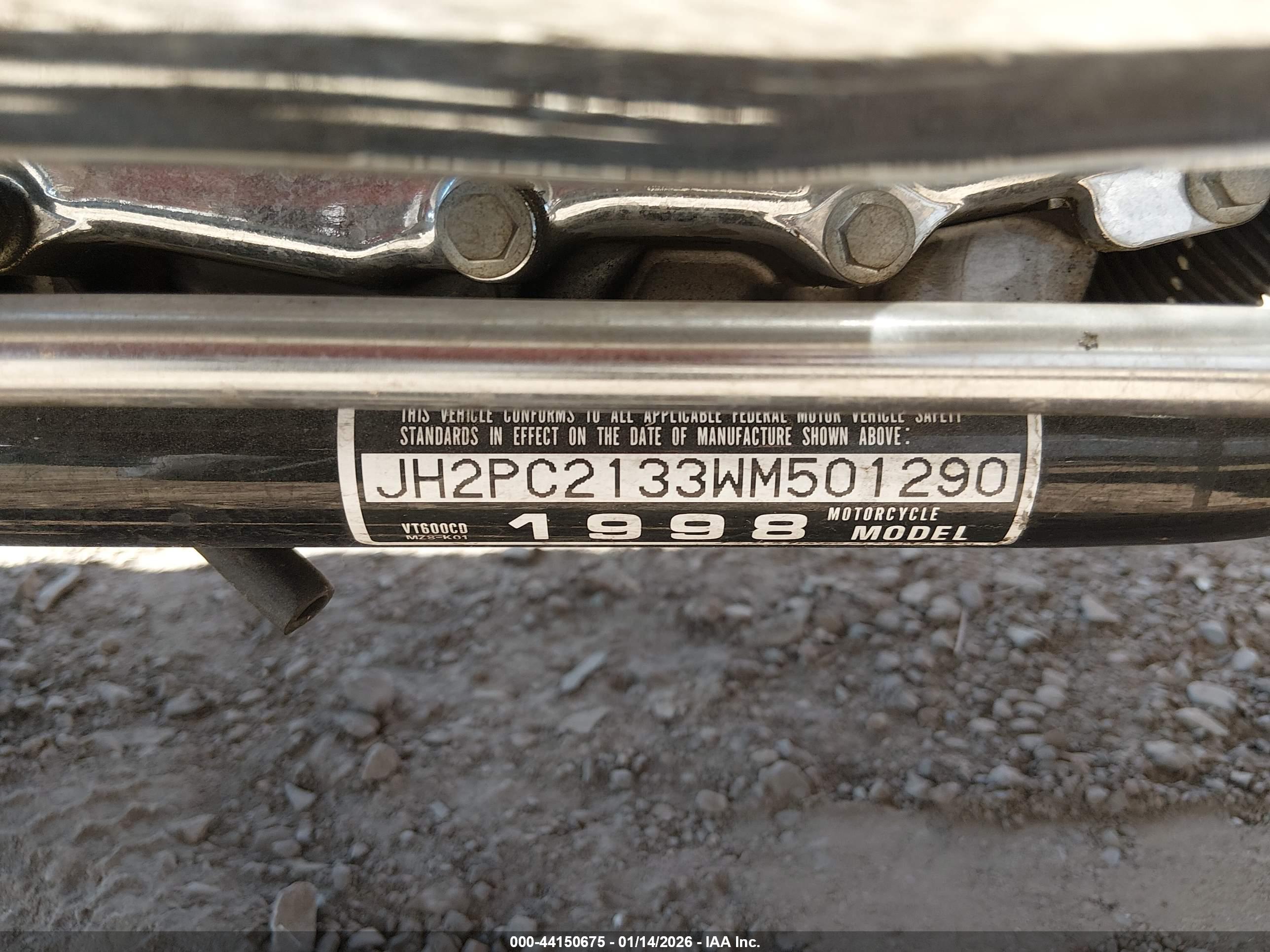 HONDA VT600 image 10