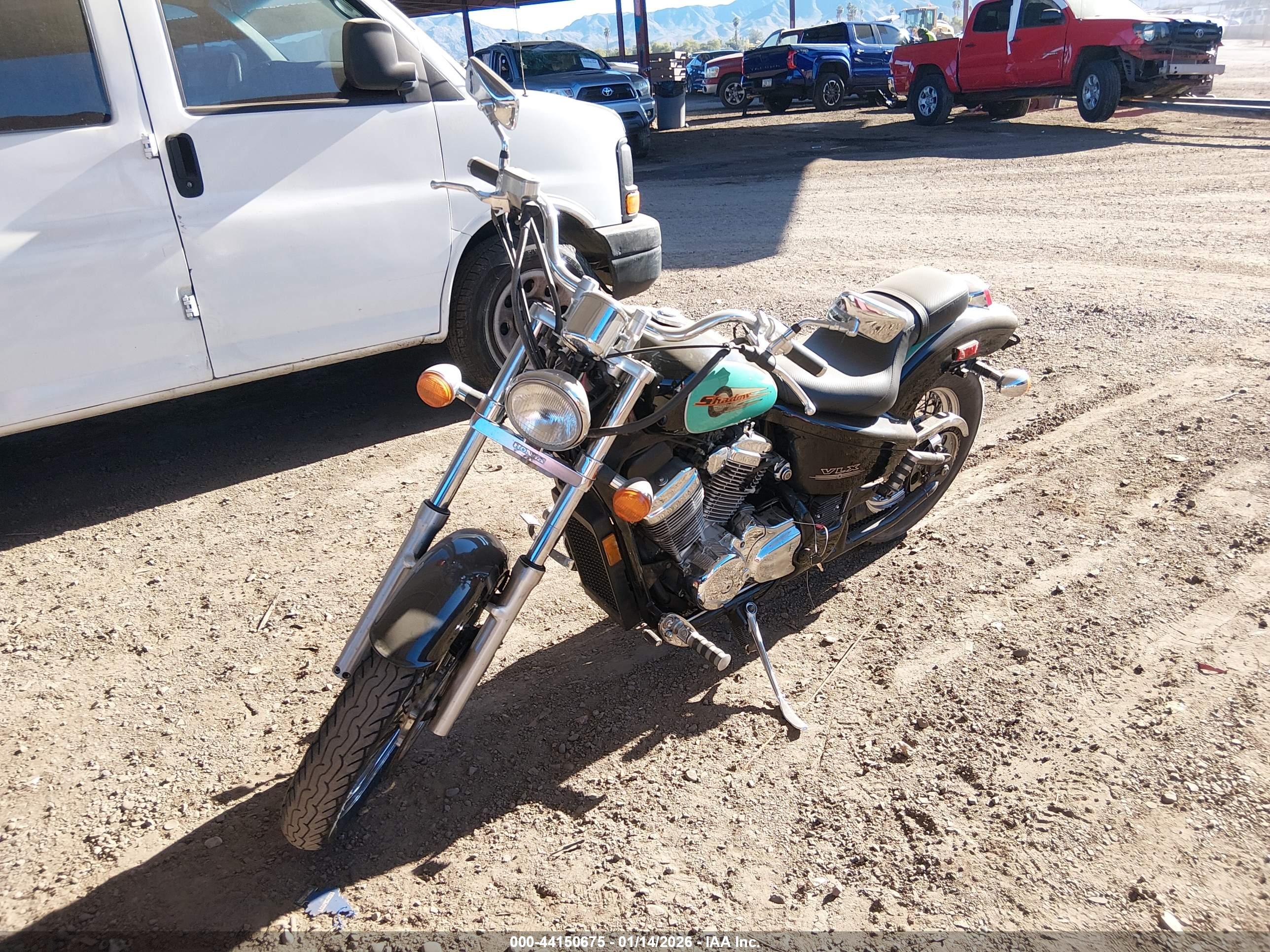 HONDA VT600 image 2