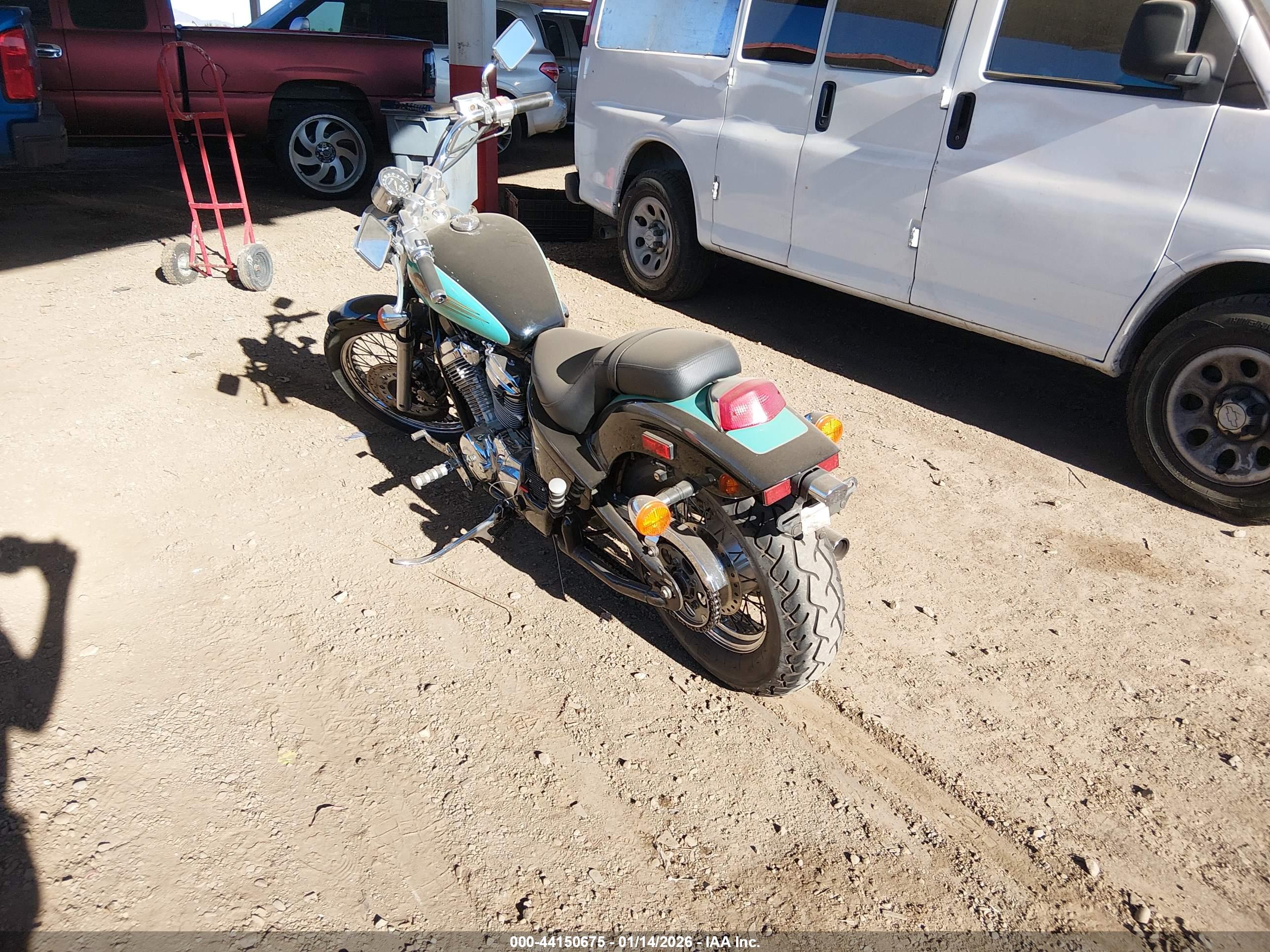HONDA VT600 image 3