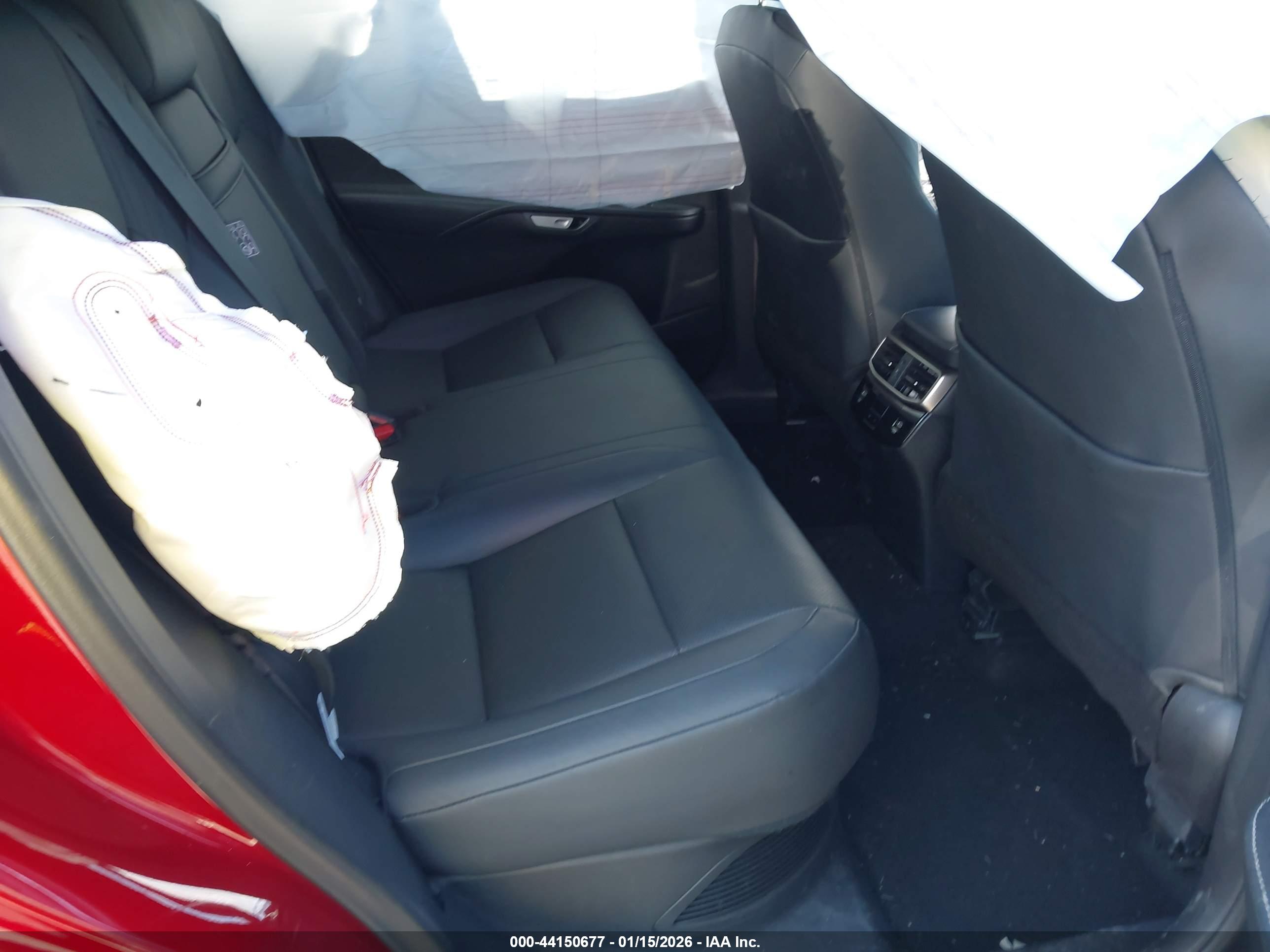 LEXUS RX image 8