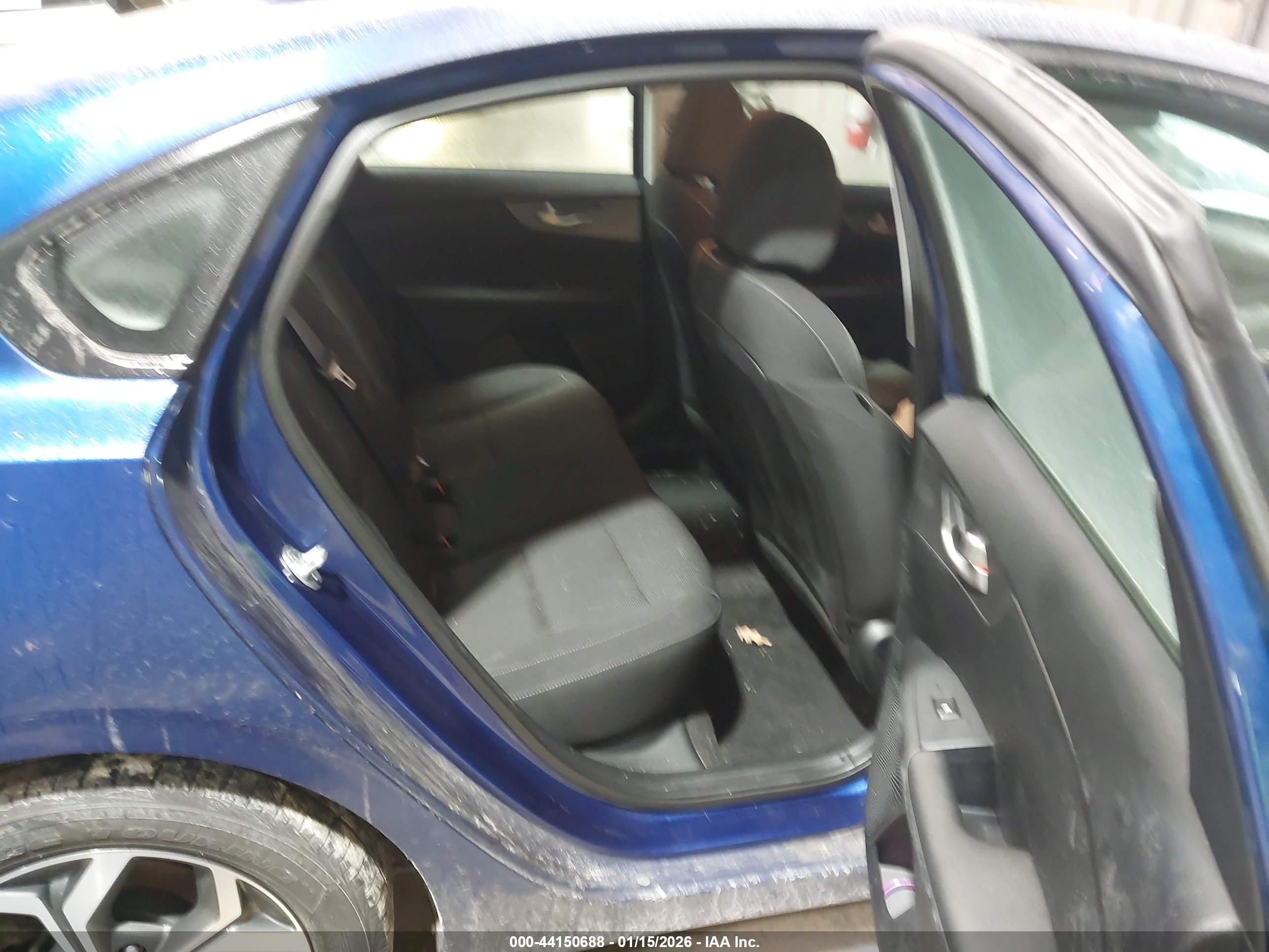 KIA FORTE image 8