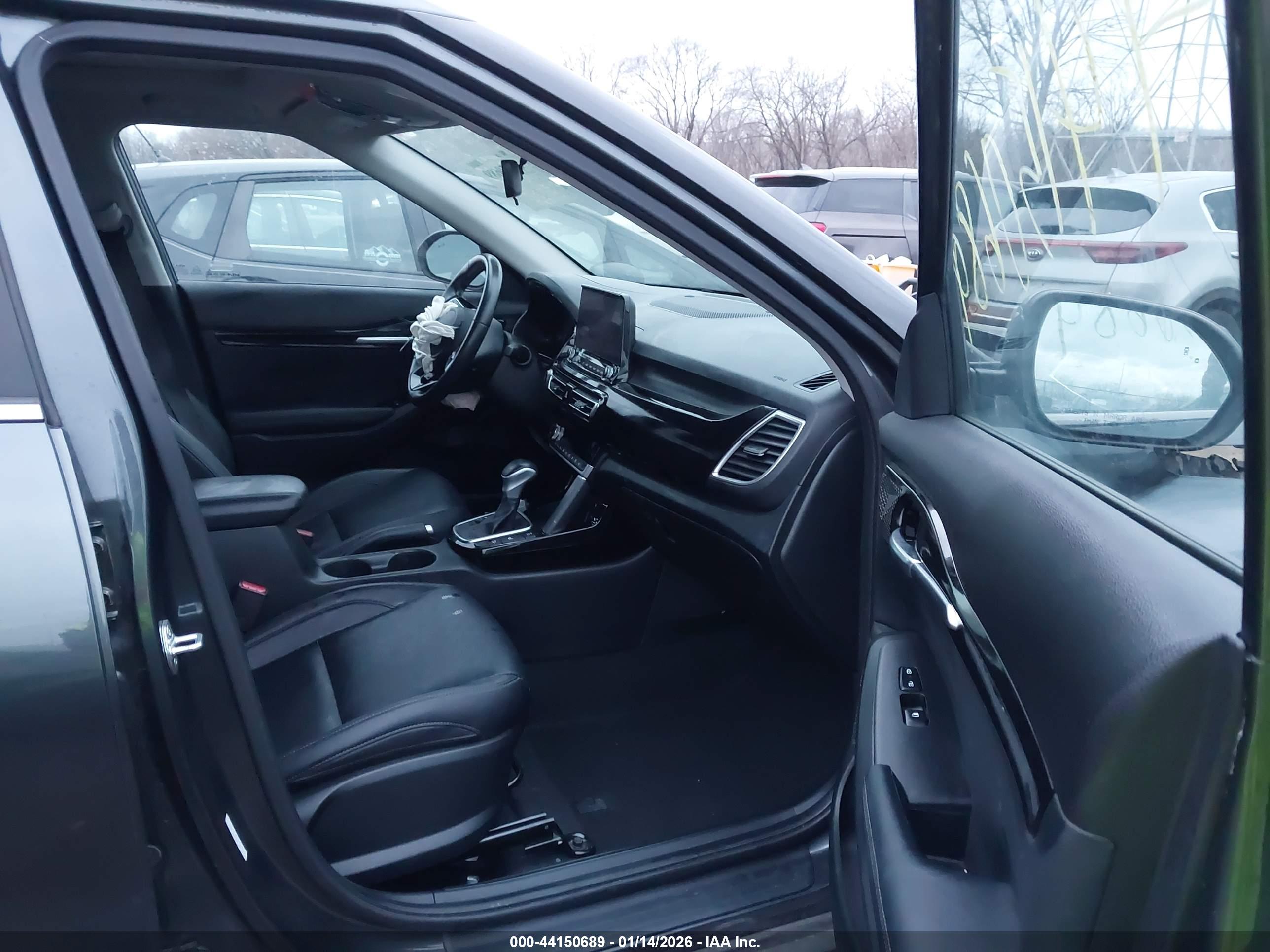 KIA SELTOS image 5