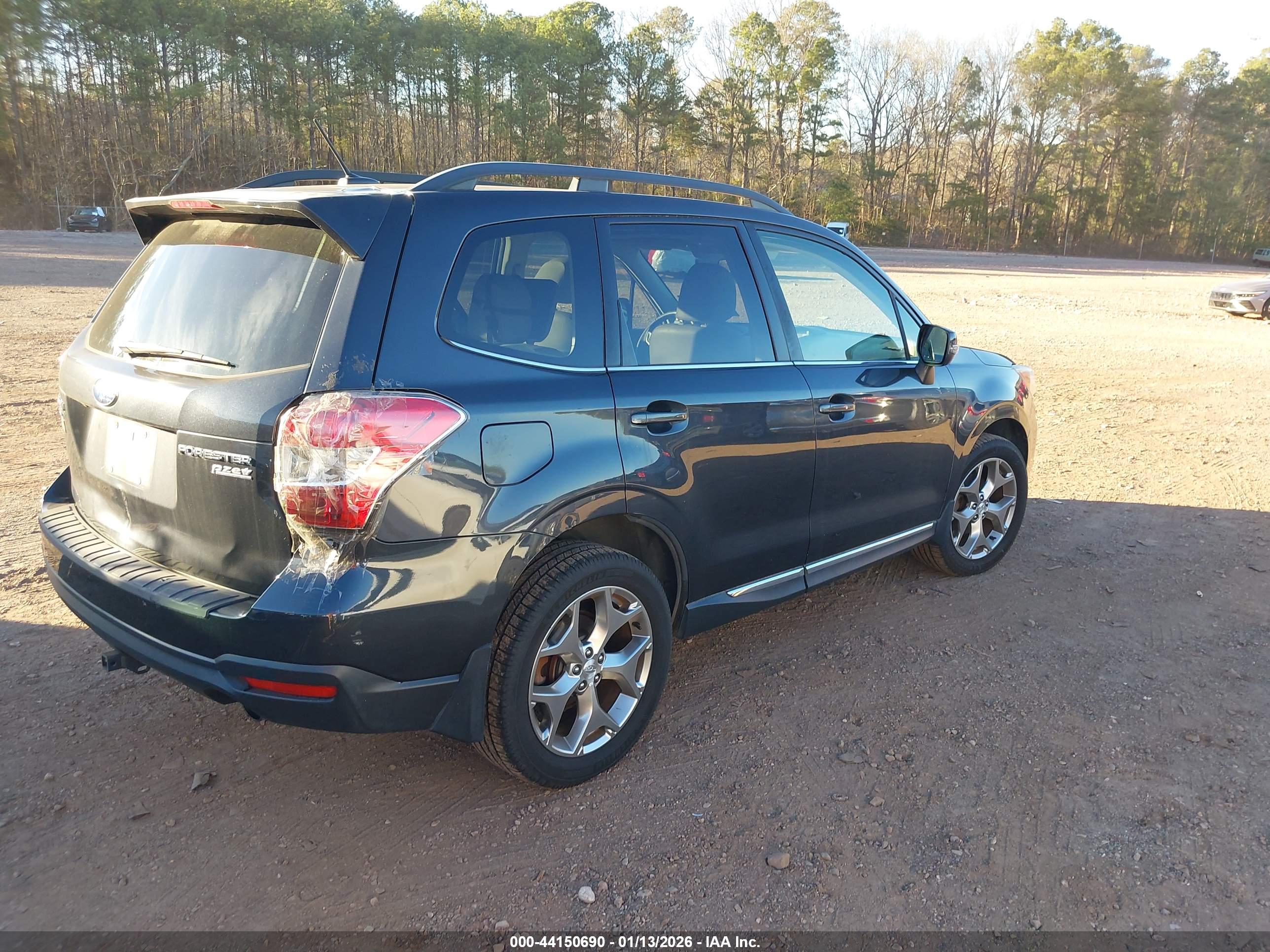 SUBARU FORESTER image 4