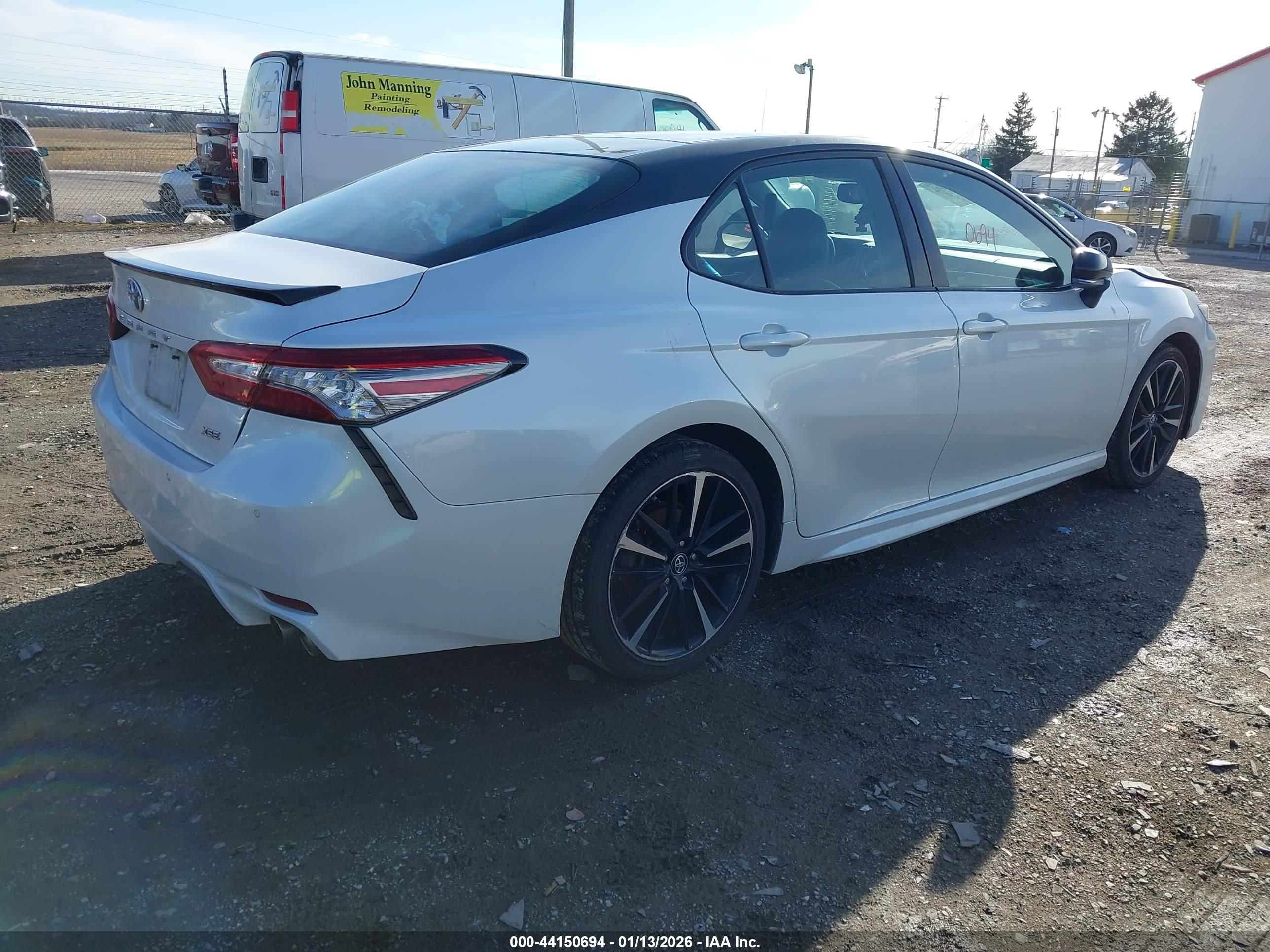TOYOTA CAMRY image 4