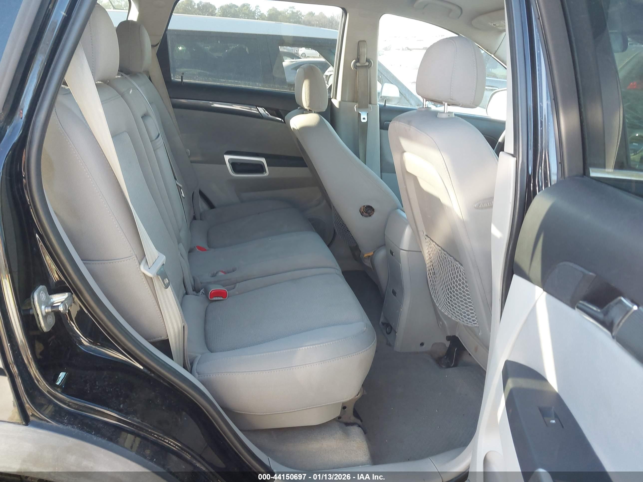 SATURN VUE image 8