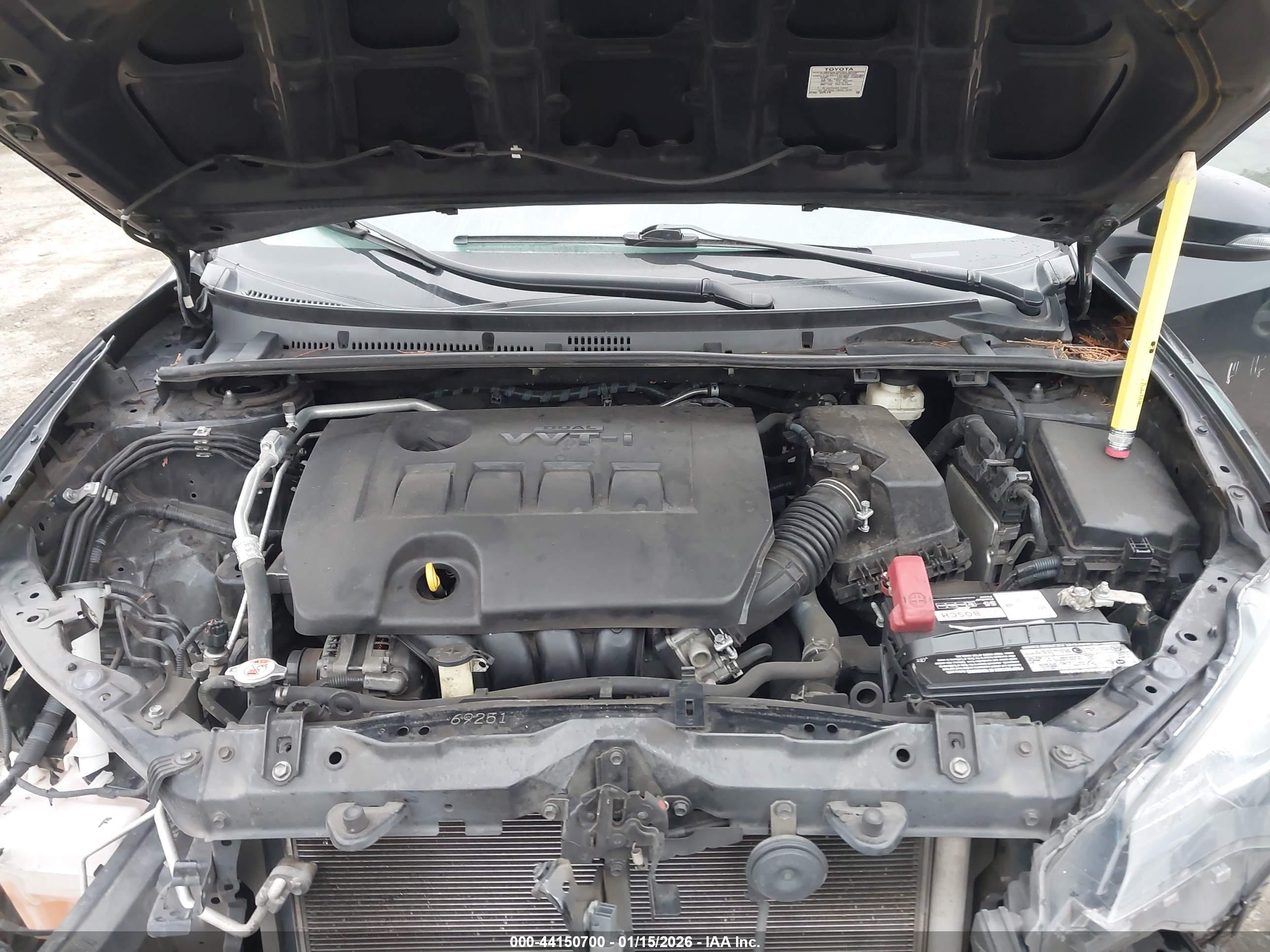 TOYOTA COROLLA image 10
