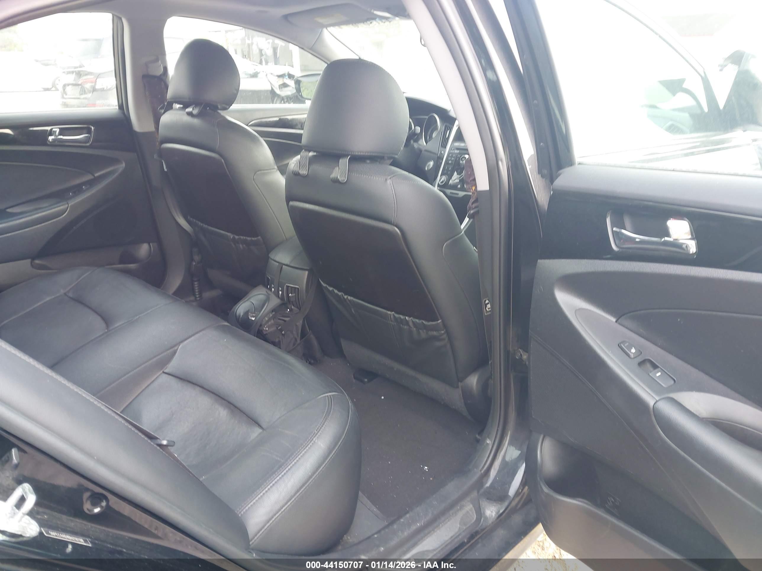 HYUNDAI SONATA image 8