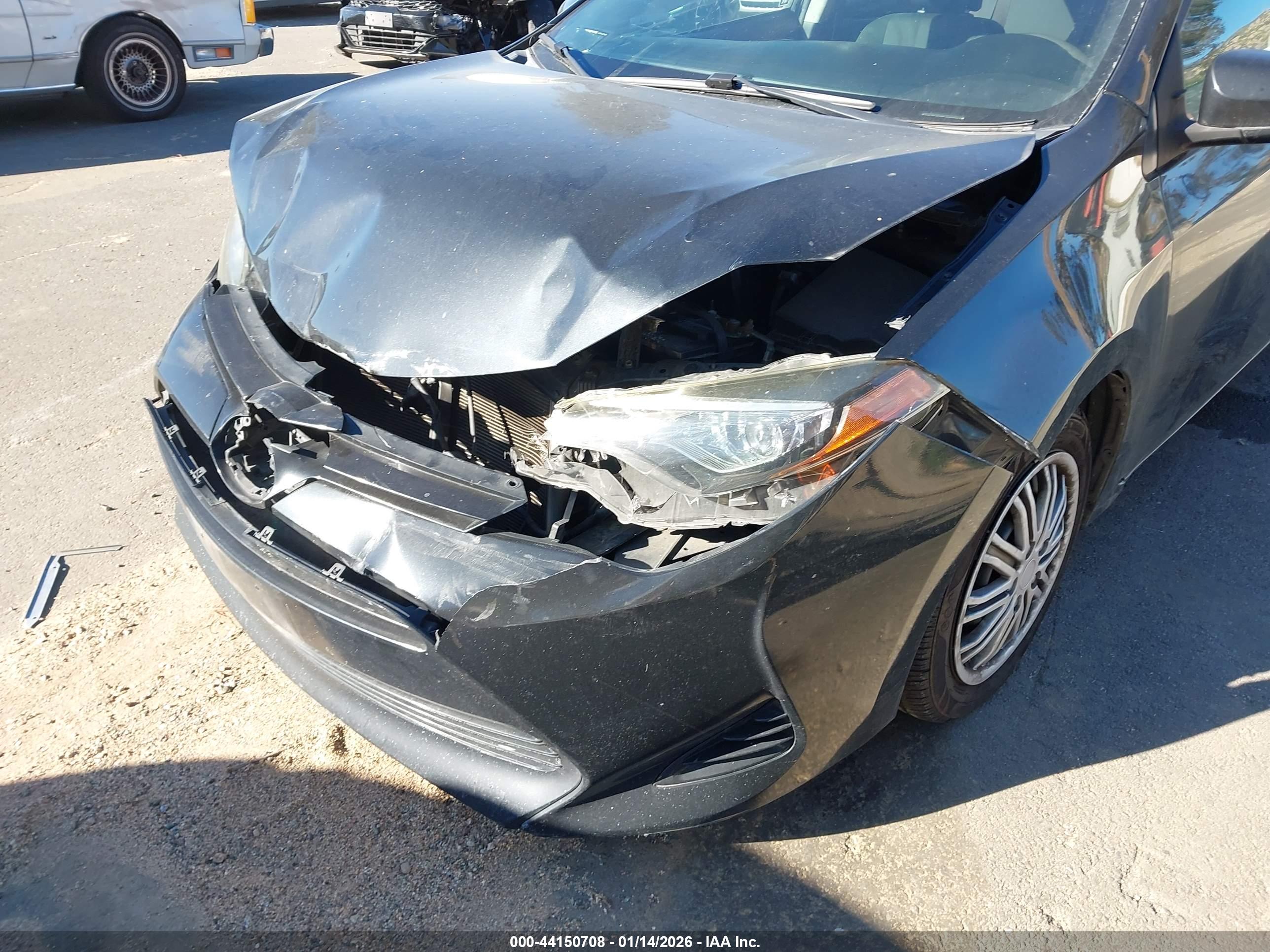 TOYOTA COROLLA image 6
