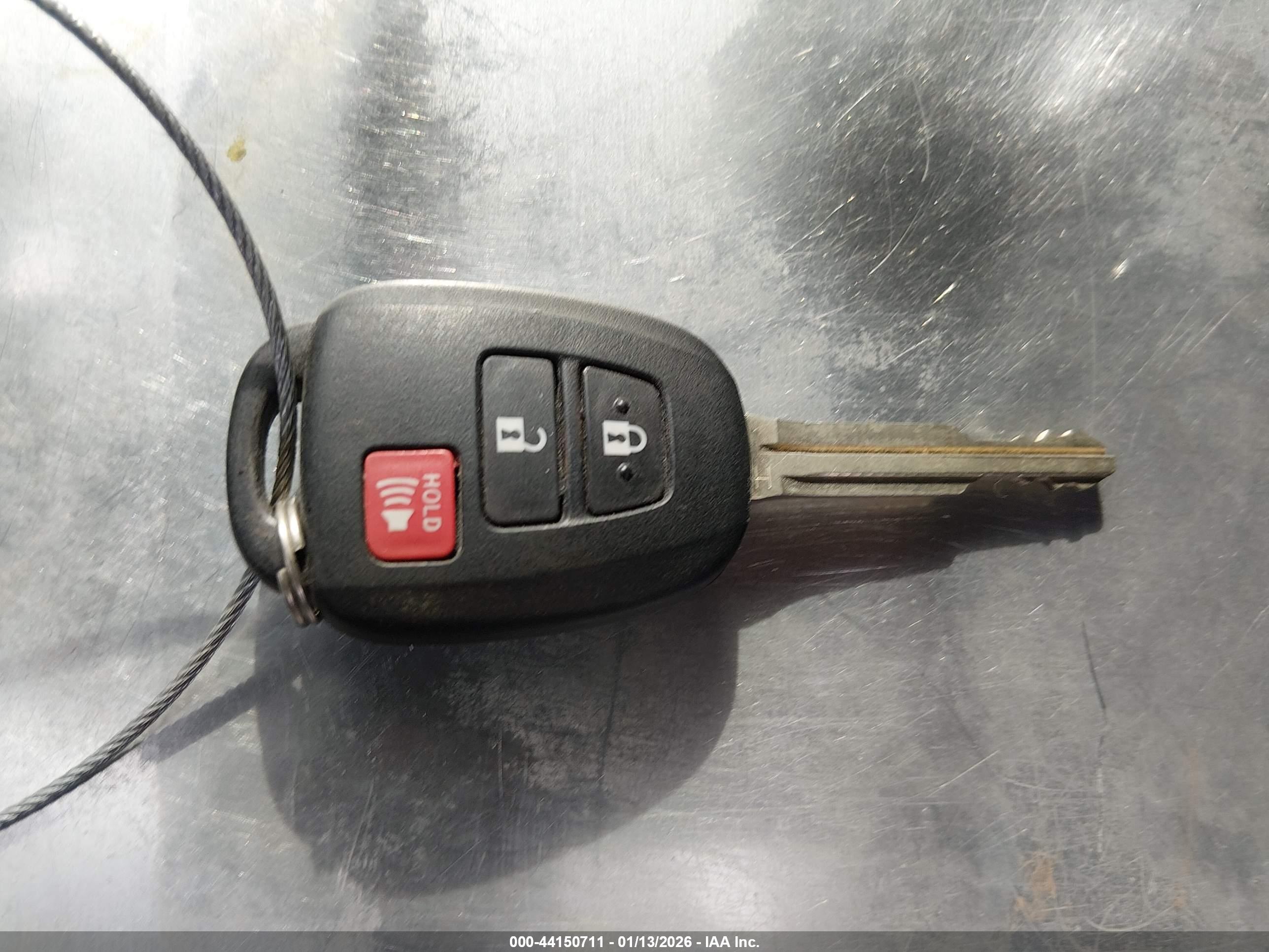 TOYOTA RAV4 image 11
