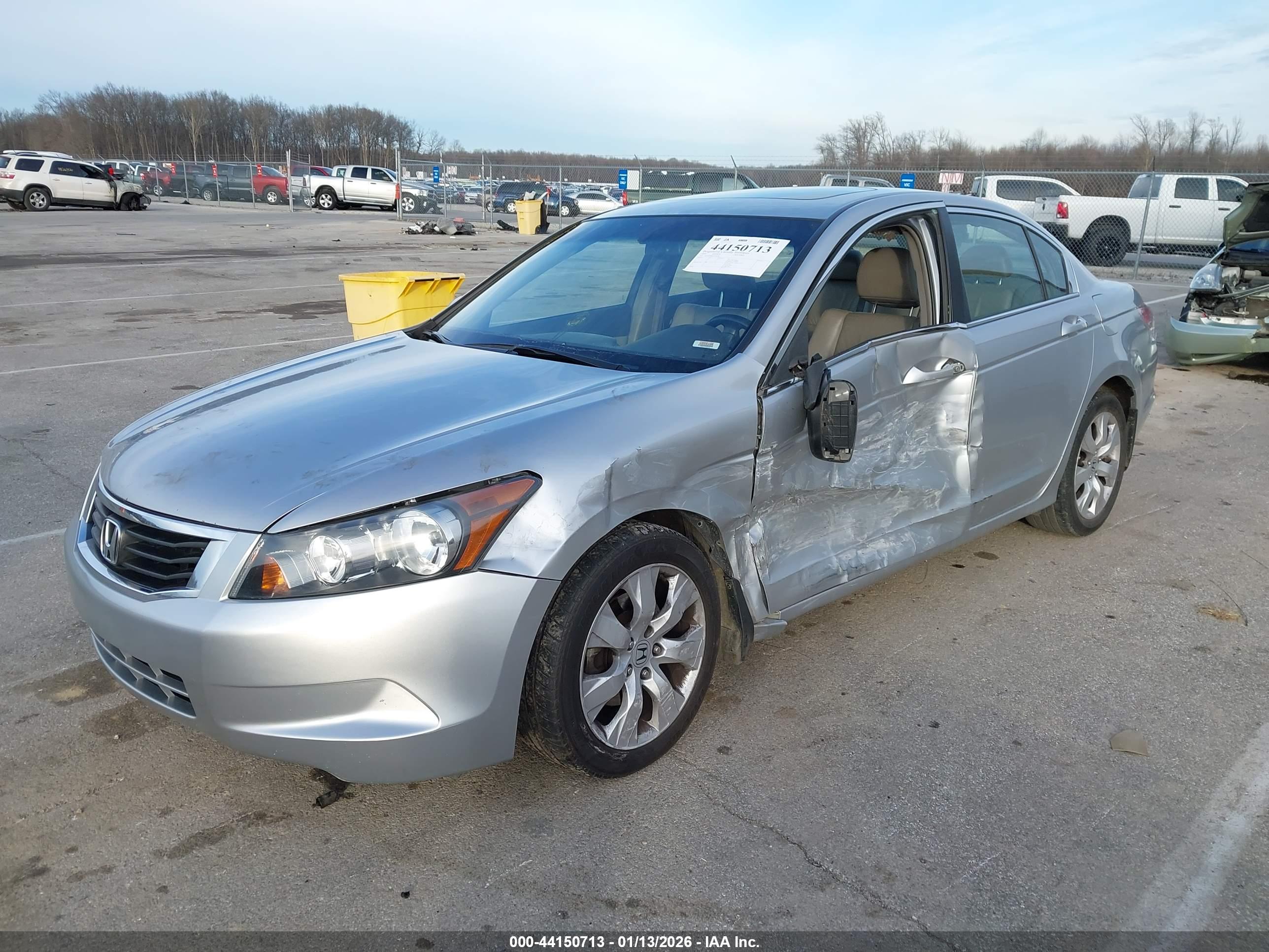 HONDA ACCORD image 2