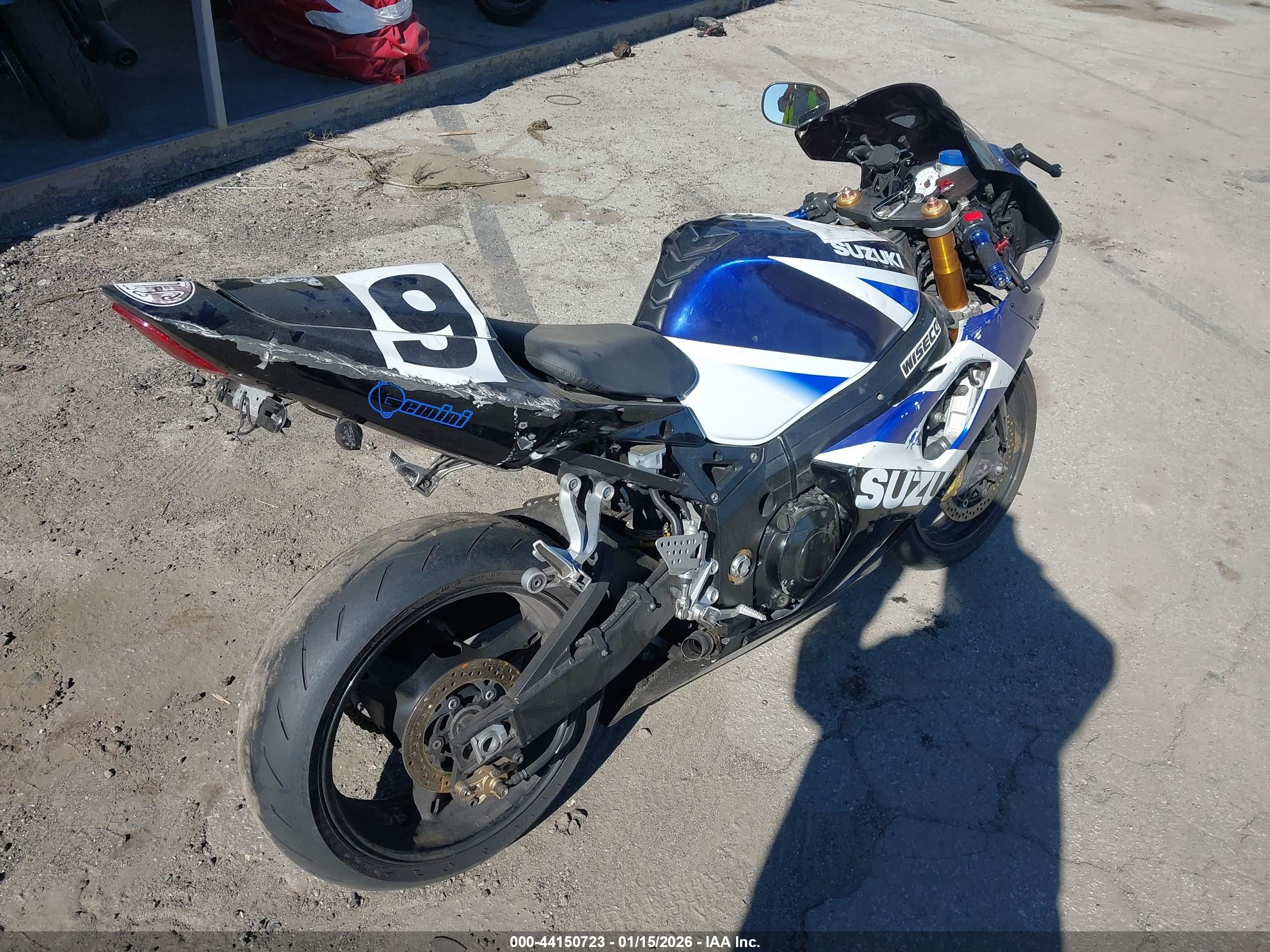 SUZUKI GSX-R1000 image 4