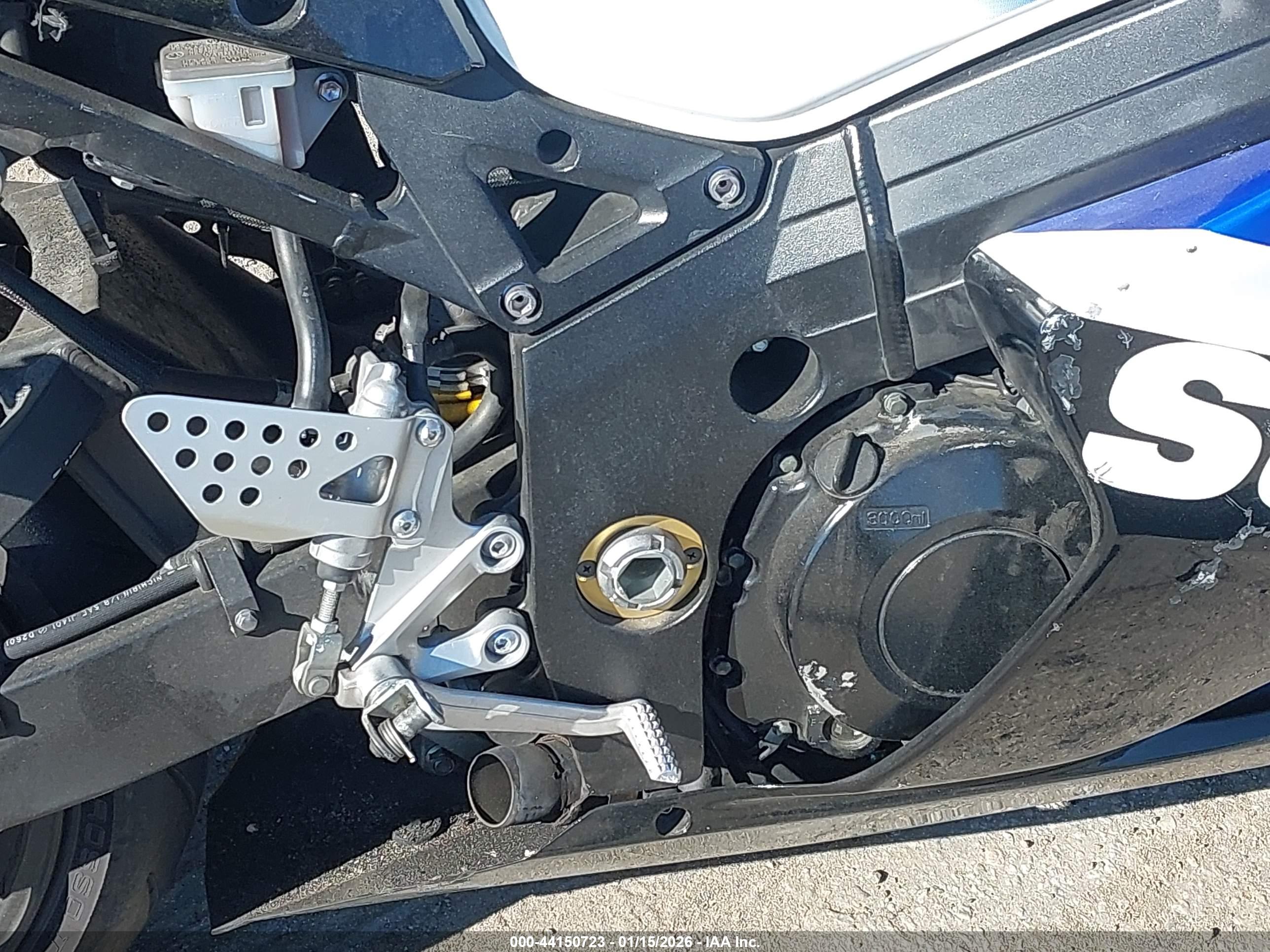 SUZUKI GSX-R1000 image 8