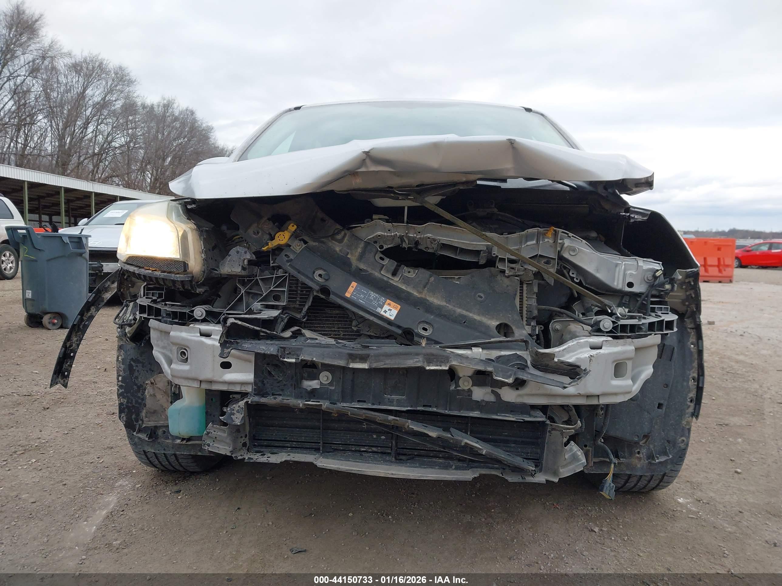 FORD ESCAPE image 6