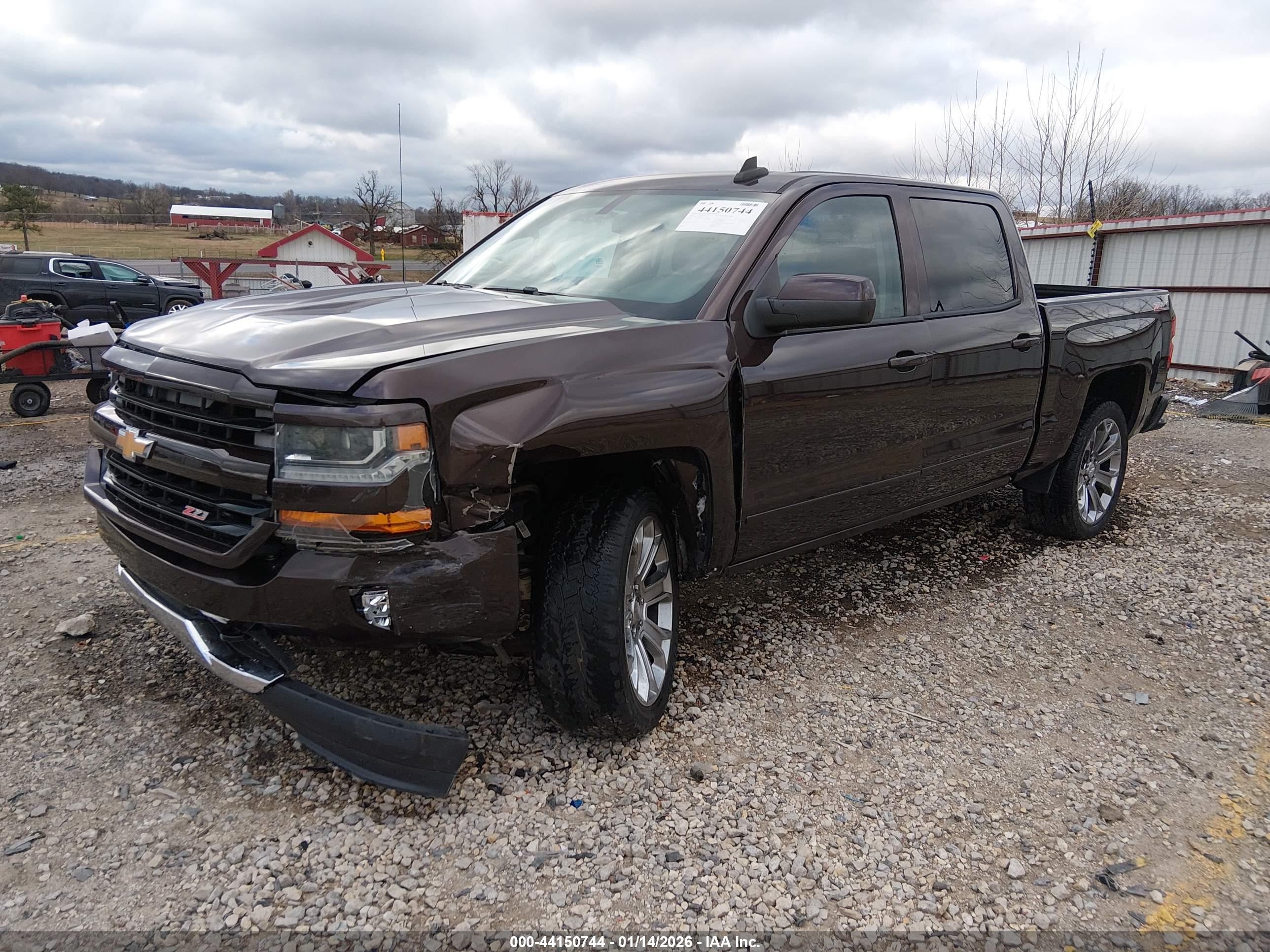 CHEVROLET SILVERADO image 2