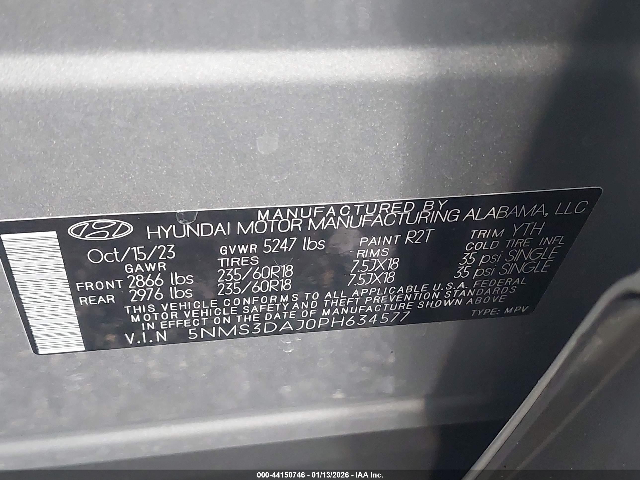 HYUNDAI SANTA image 9