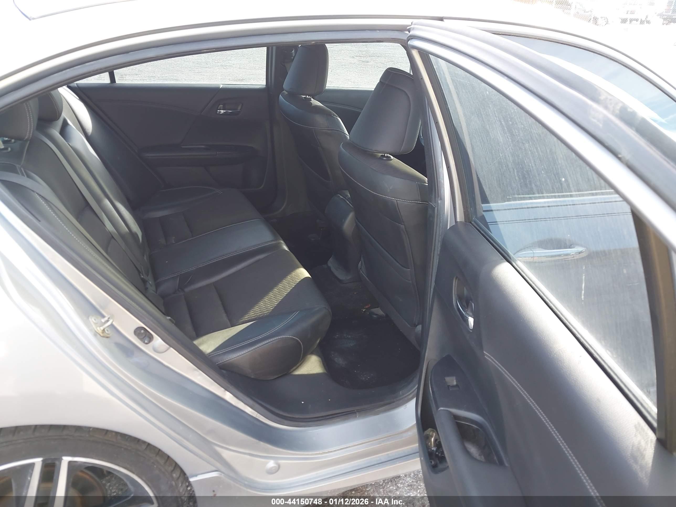 HONDA ACCORD image 8