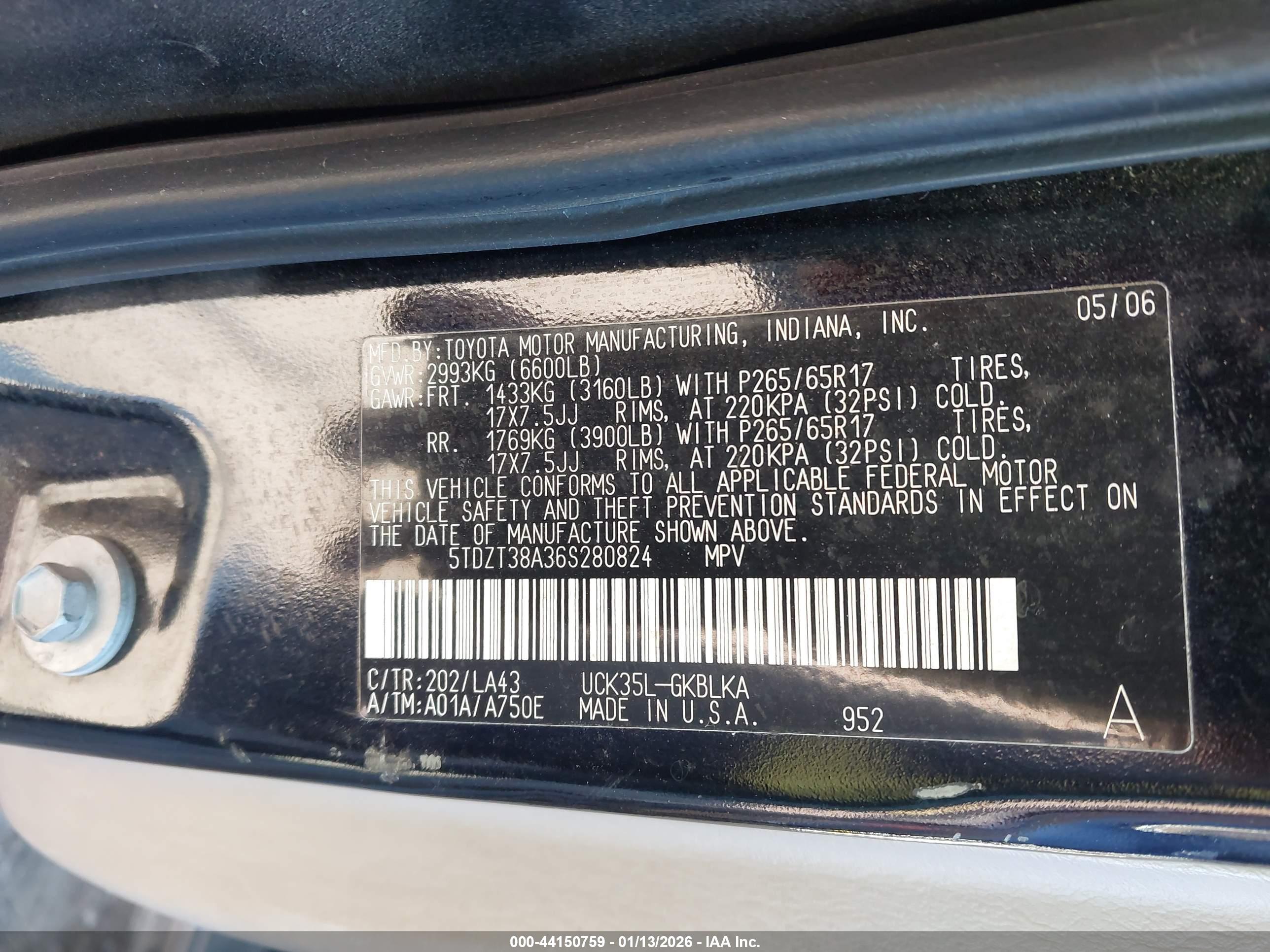 TOYOTA SEQUOIA image 9