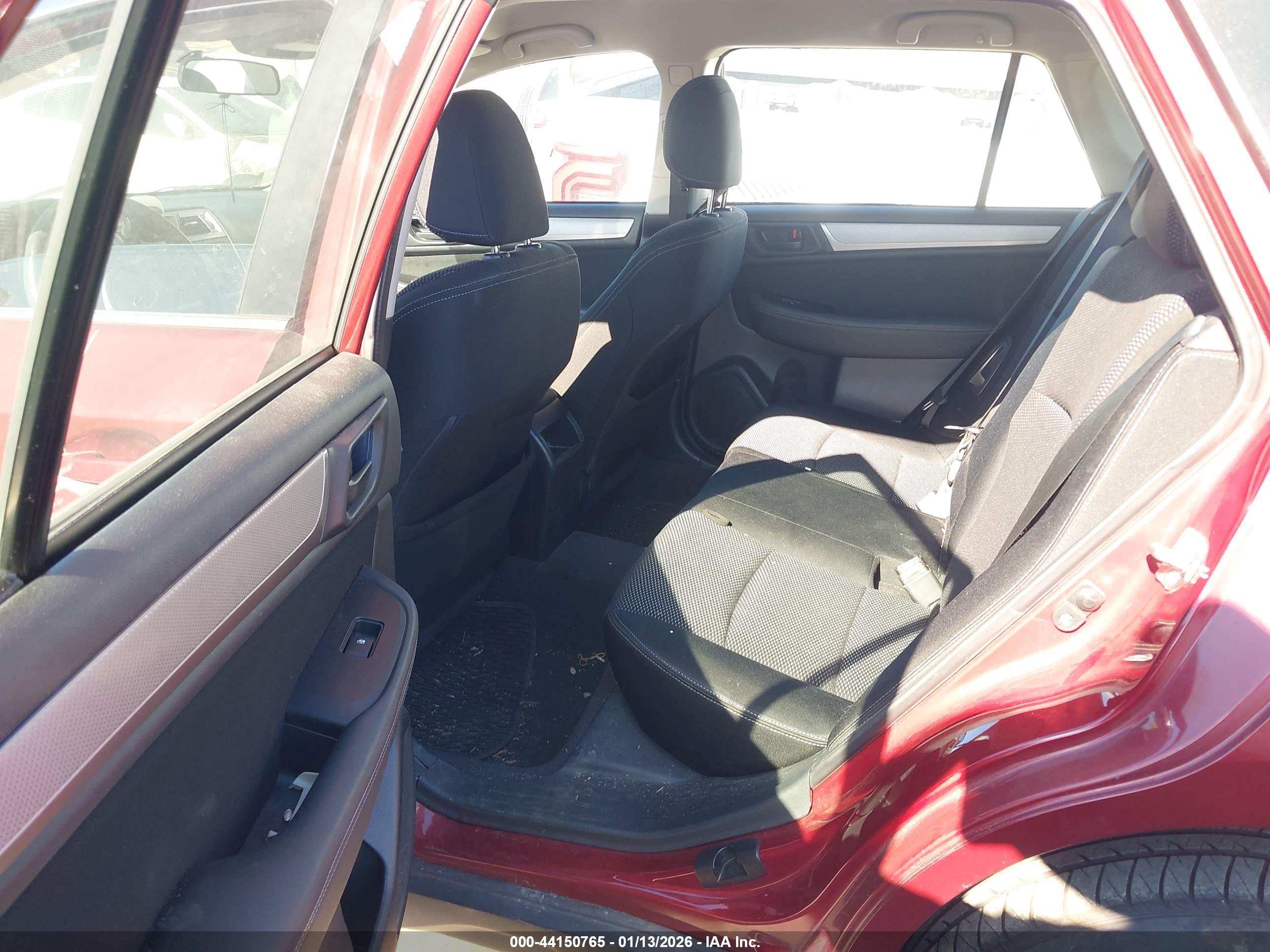 SUBARU OUTBACK image 8