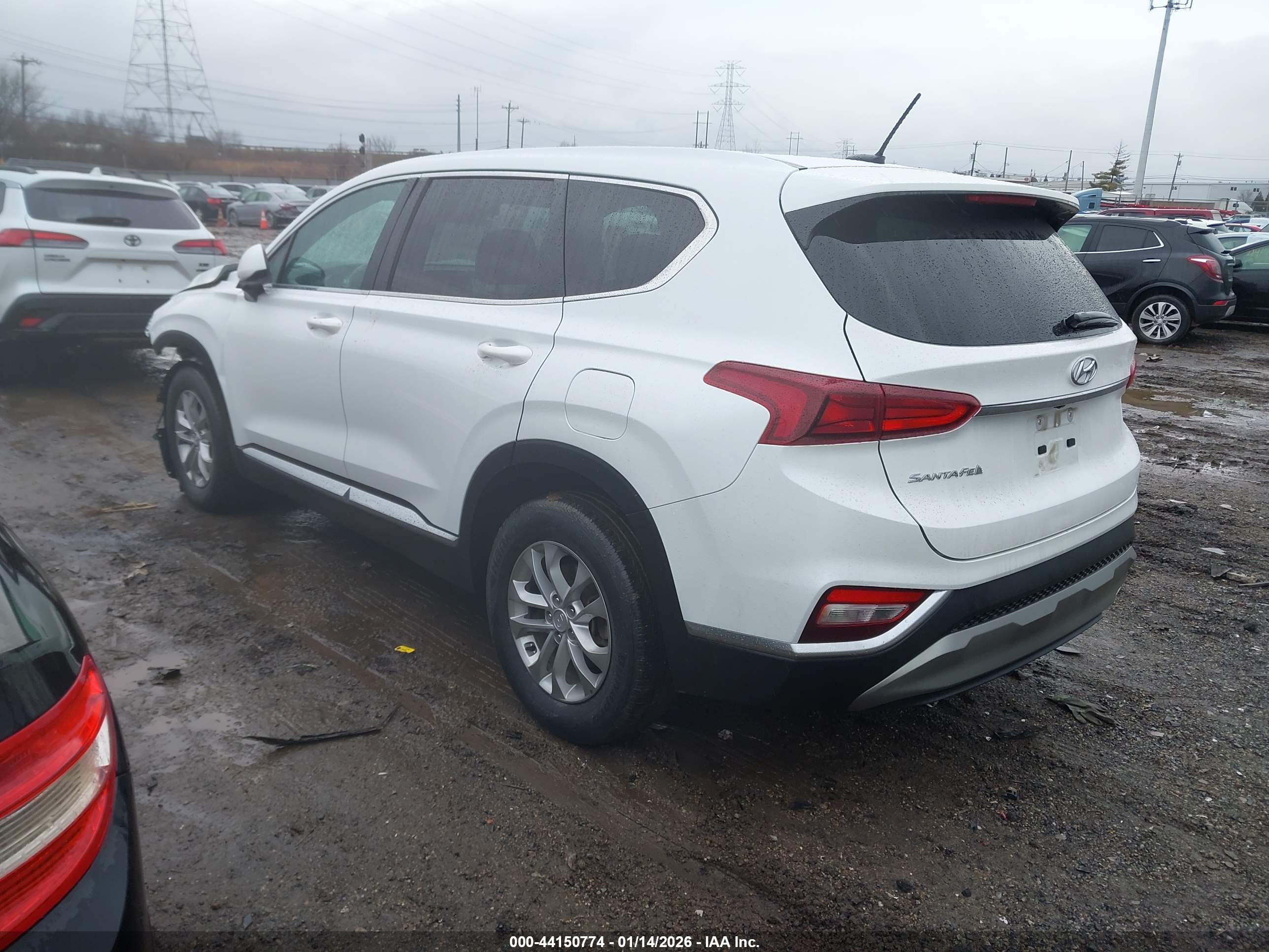 HYUNDAI SANTA image 3